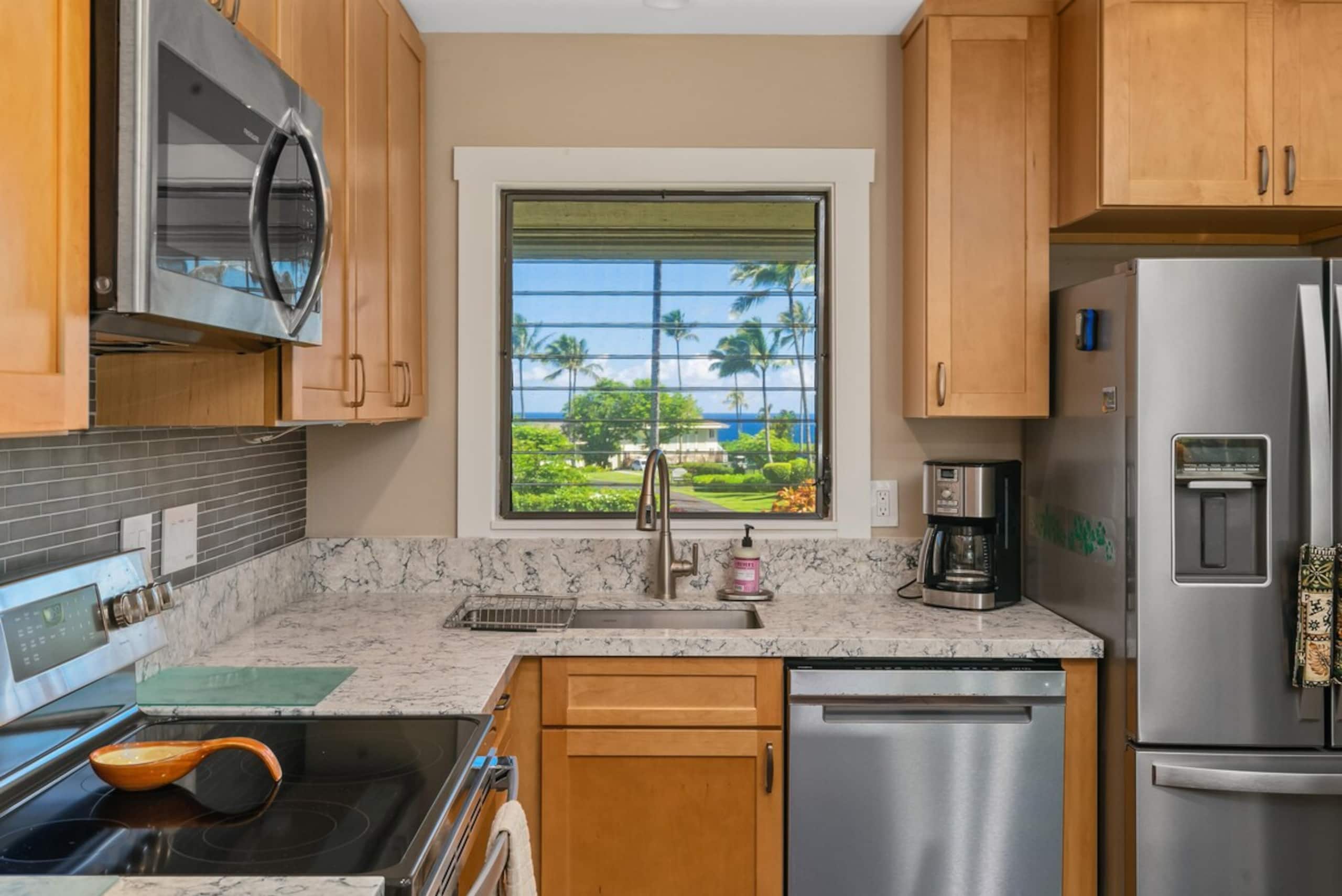 Tropical Oasis - Stunning Views In Private Setting - Photo 11