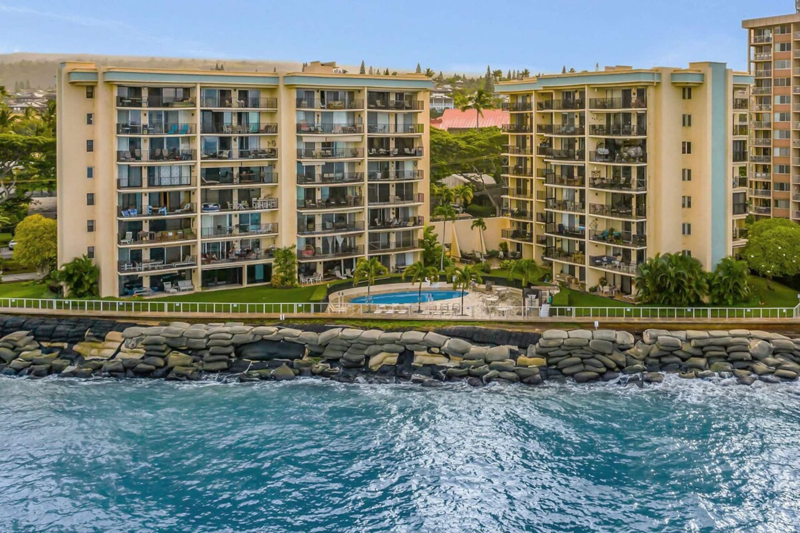 Oceanfront, Serene Sunset, Relaxation on Big Lanai - Photo 31