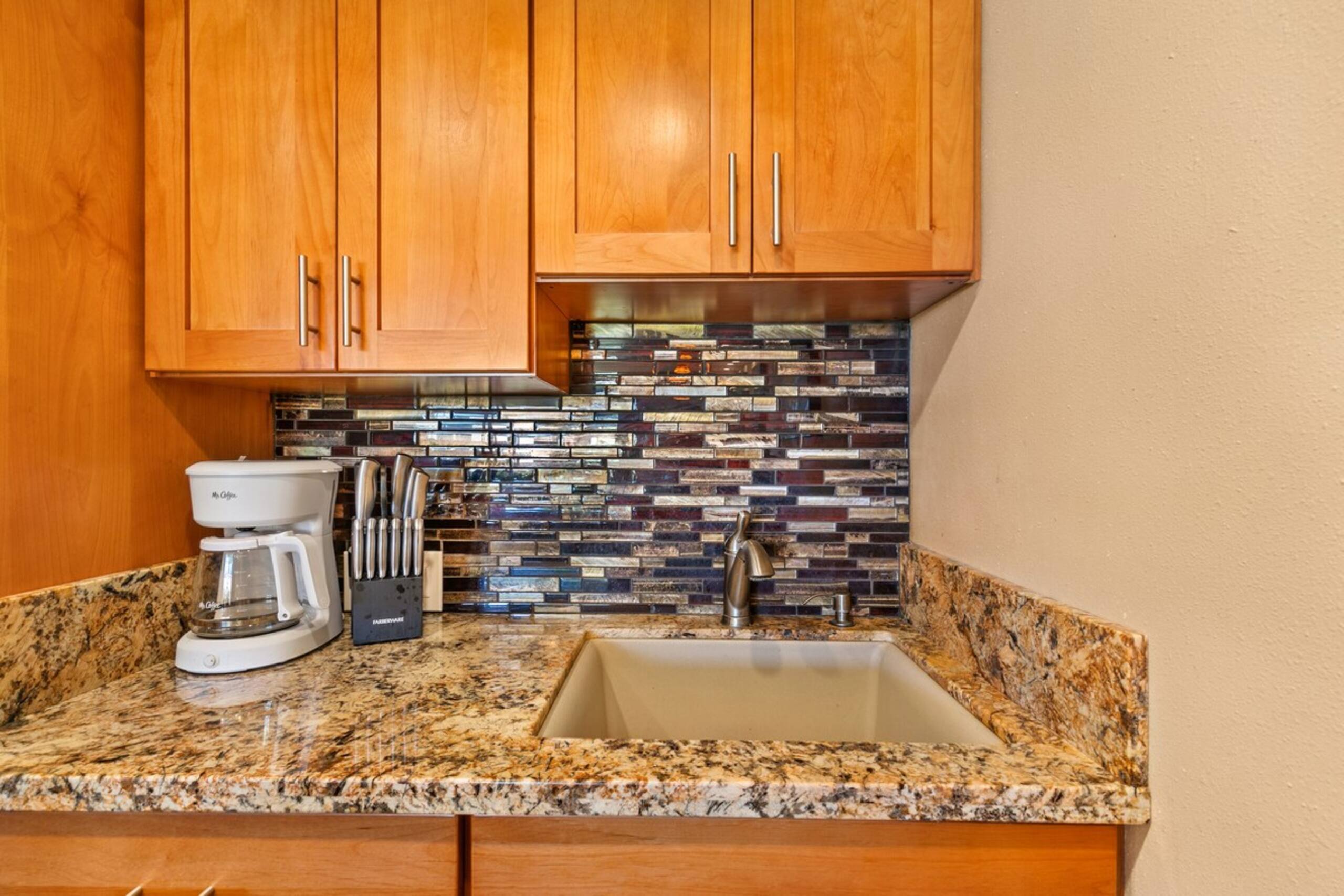 Summer Sale 1BR Unit near Beaches-Napili Ridge A2 - Photo 10
