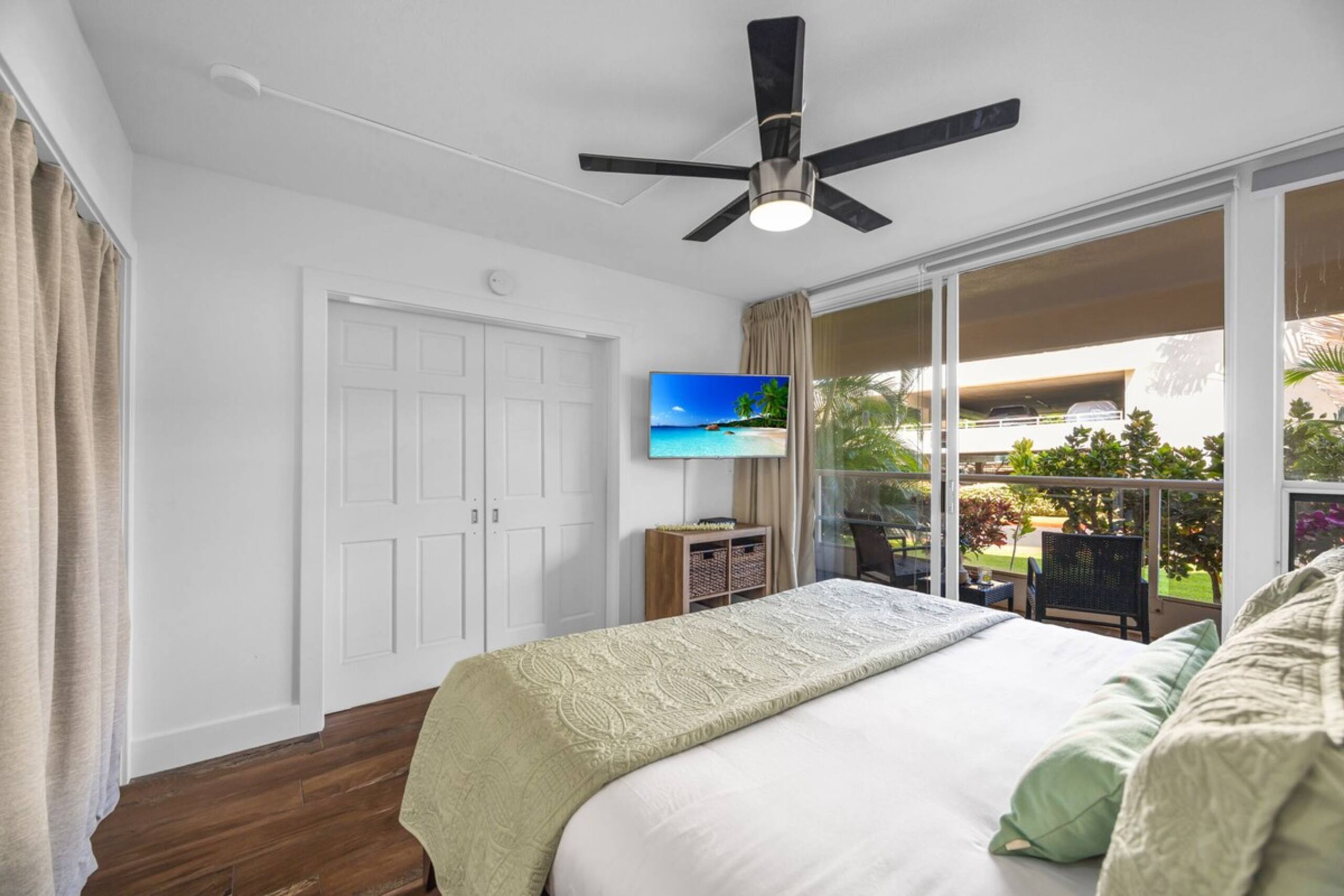 Maui Banyan P104 Stylish Condo Near Beach Pool AC - Photo 26