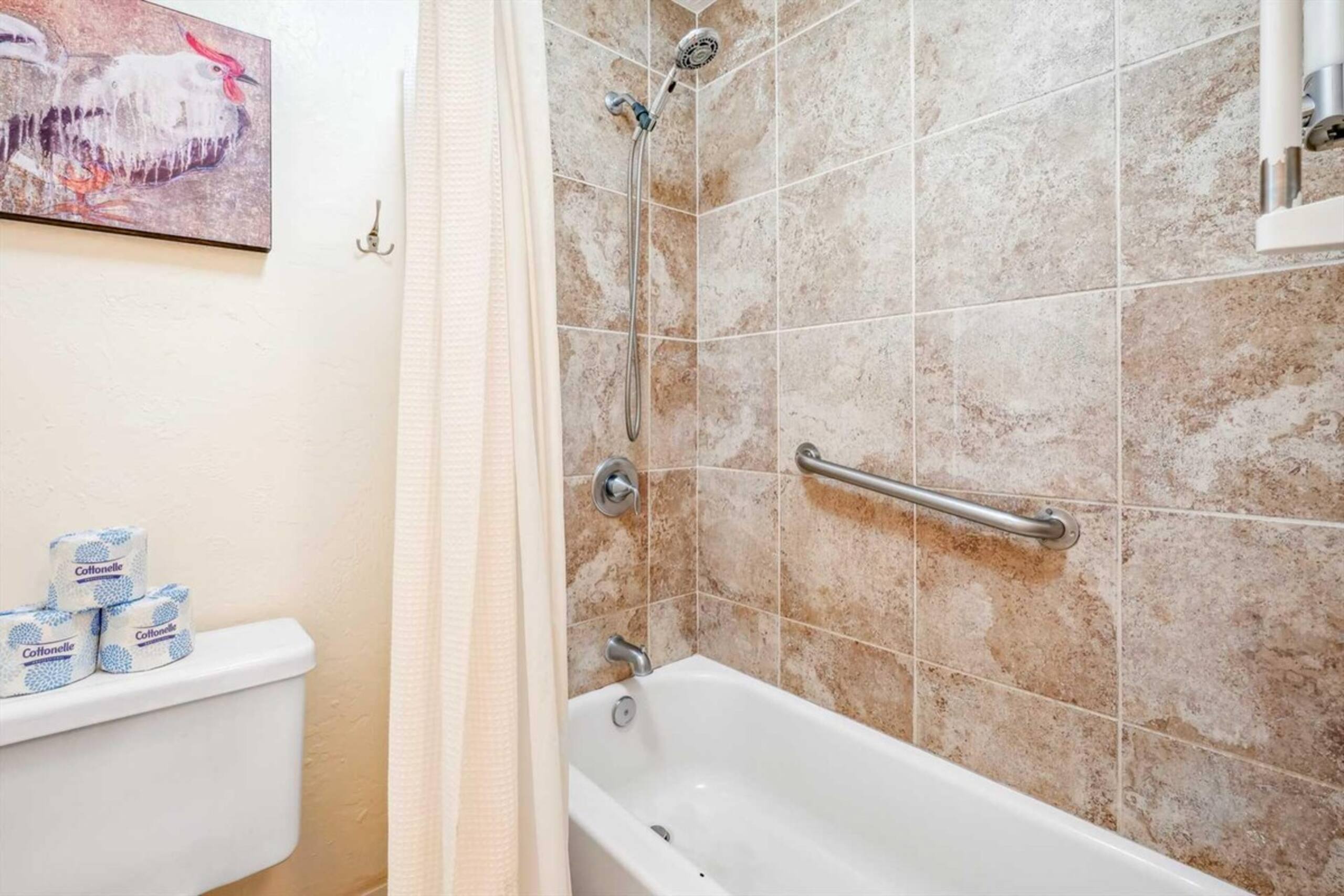 1 Bedroom Condo King Bed with Pool and jacuzzi - Photo 14