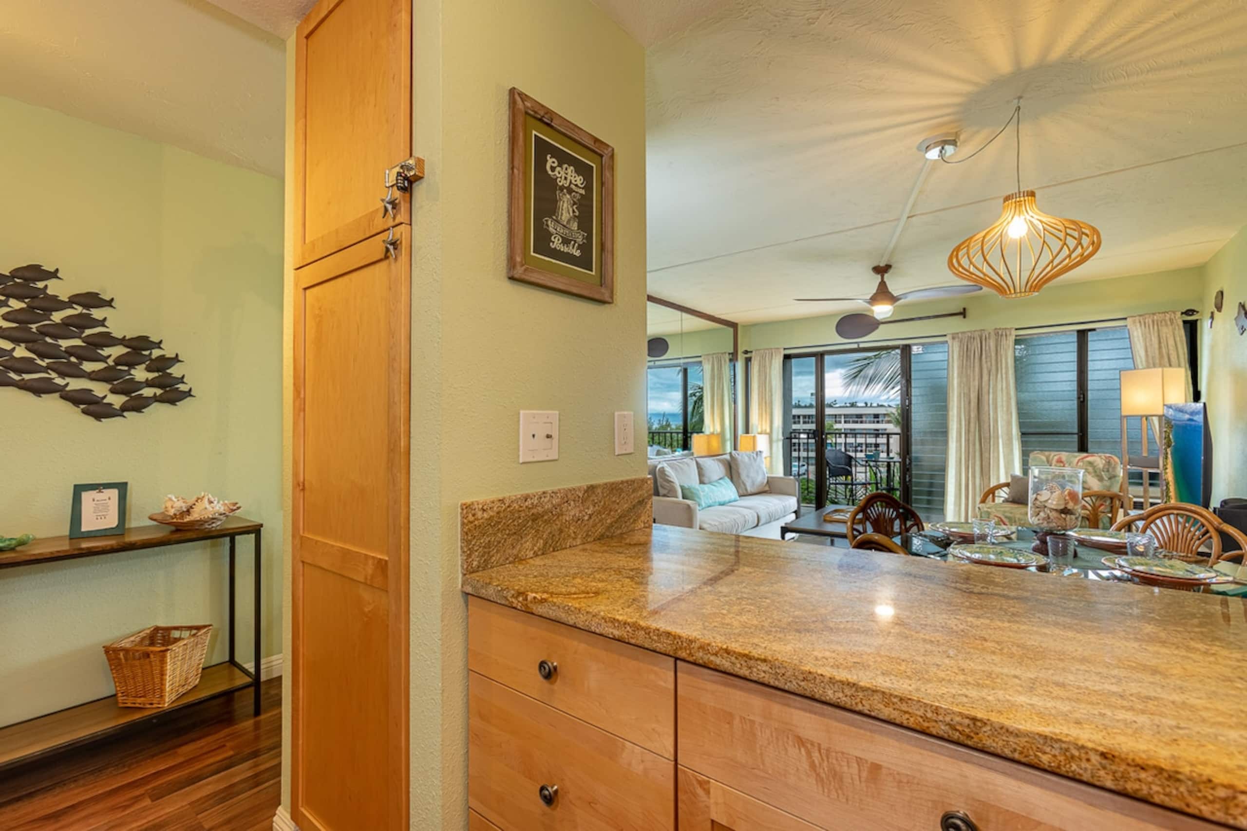 Ocean view condo across Kamaole Beach - Photo 17
