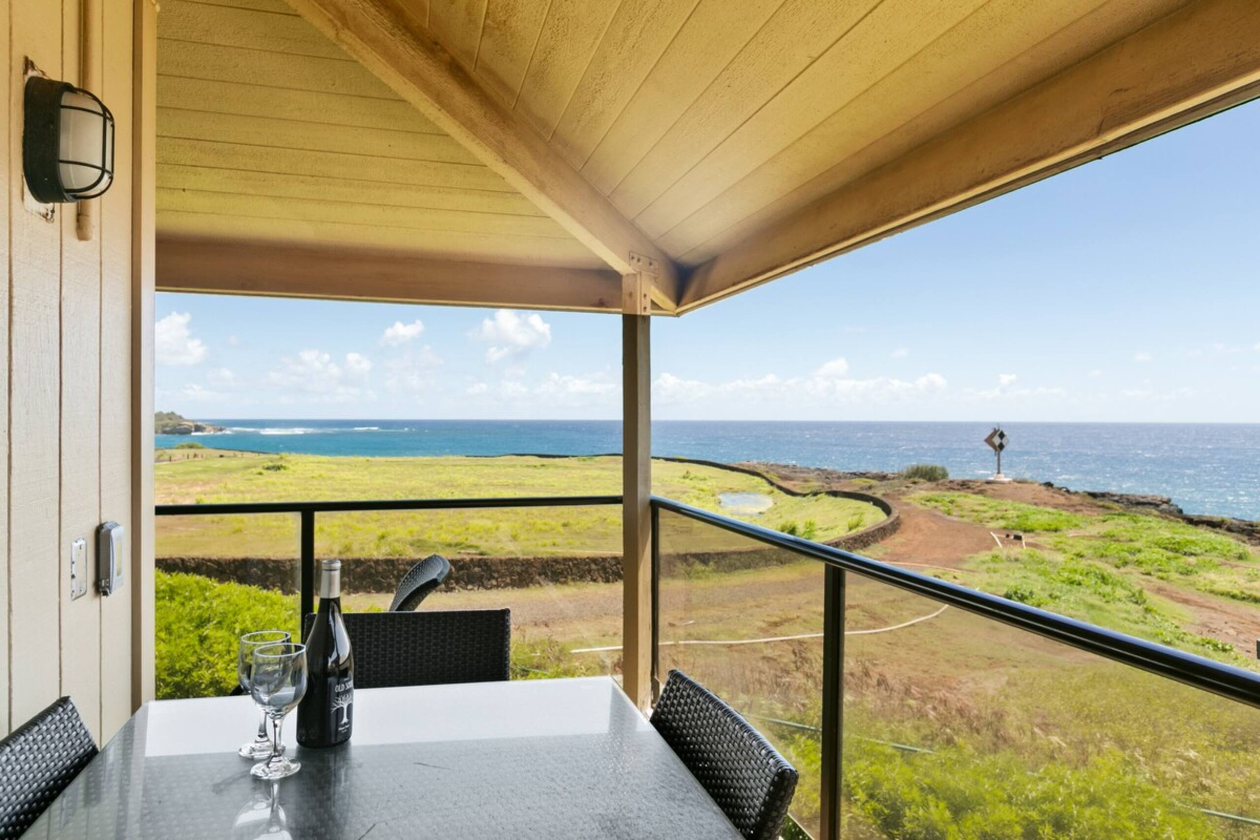 Renovated 2br Condo with Ocean Views - Photo 5
