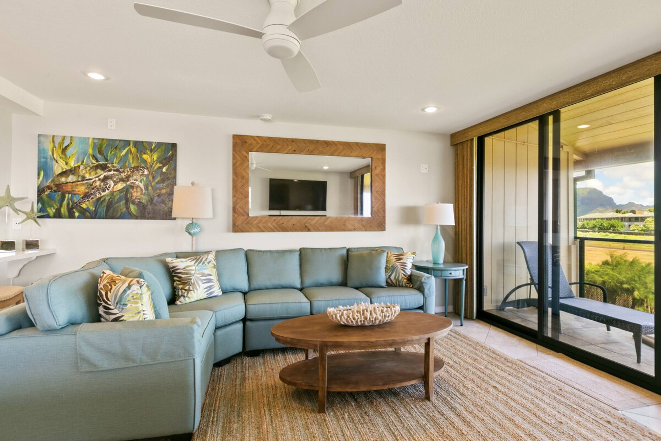 Renovated 2br Condo with Ocean Views - Photo 2