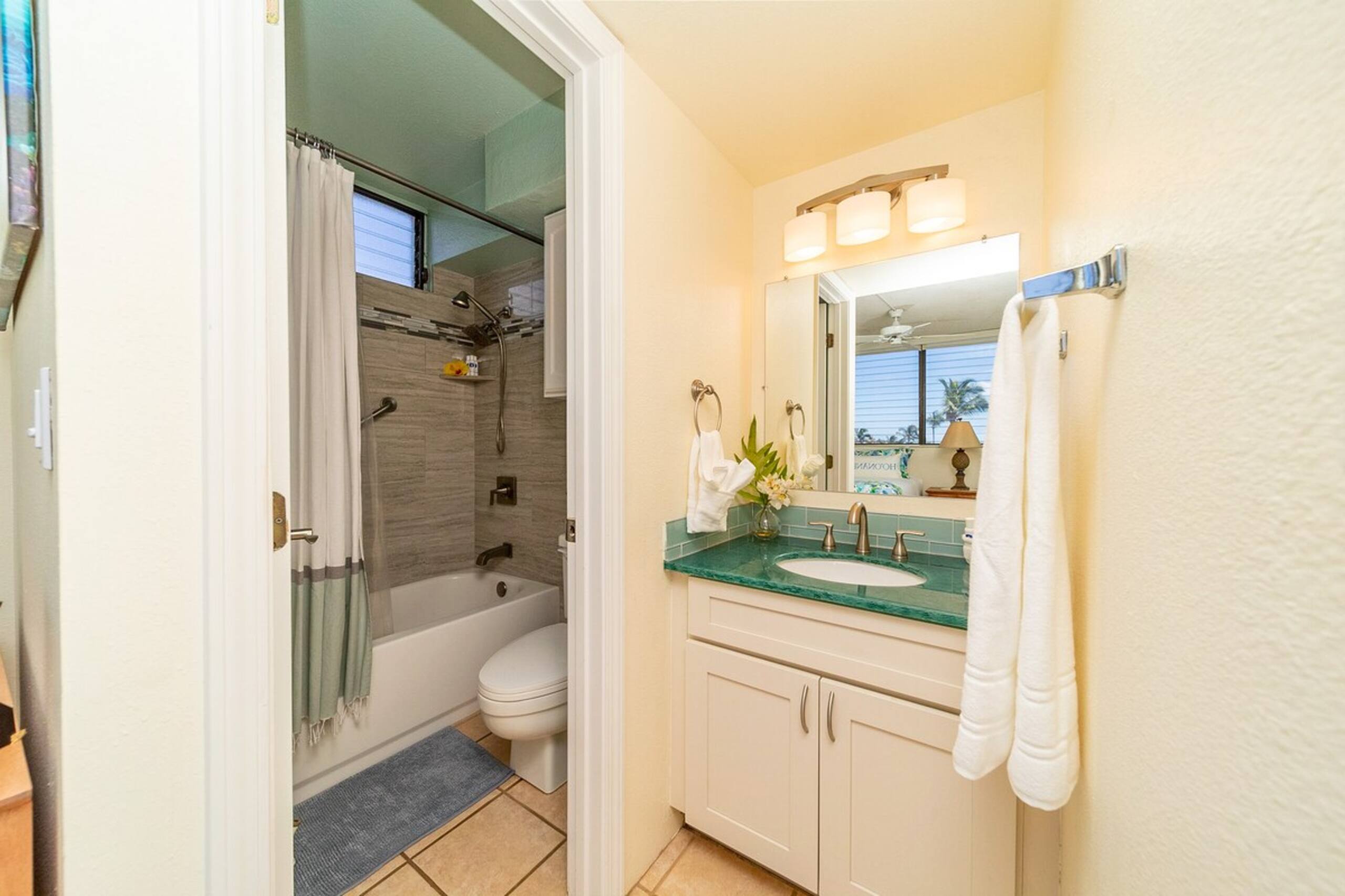 Summer Sale 2BR Near Beach Ocean View - AKH D402 - Photo 30