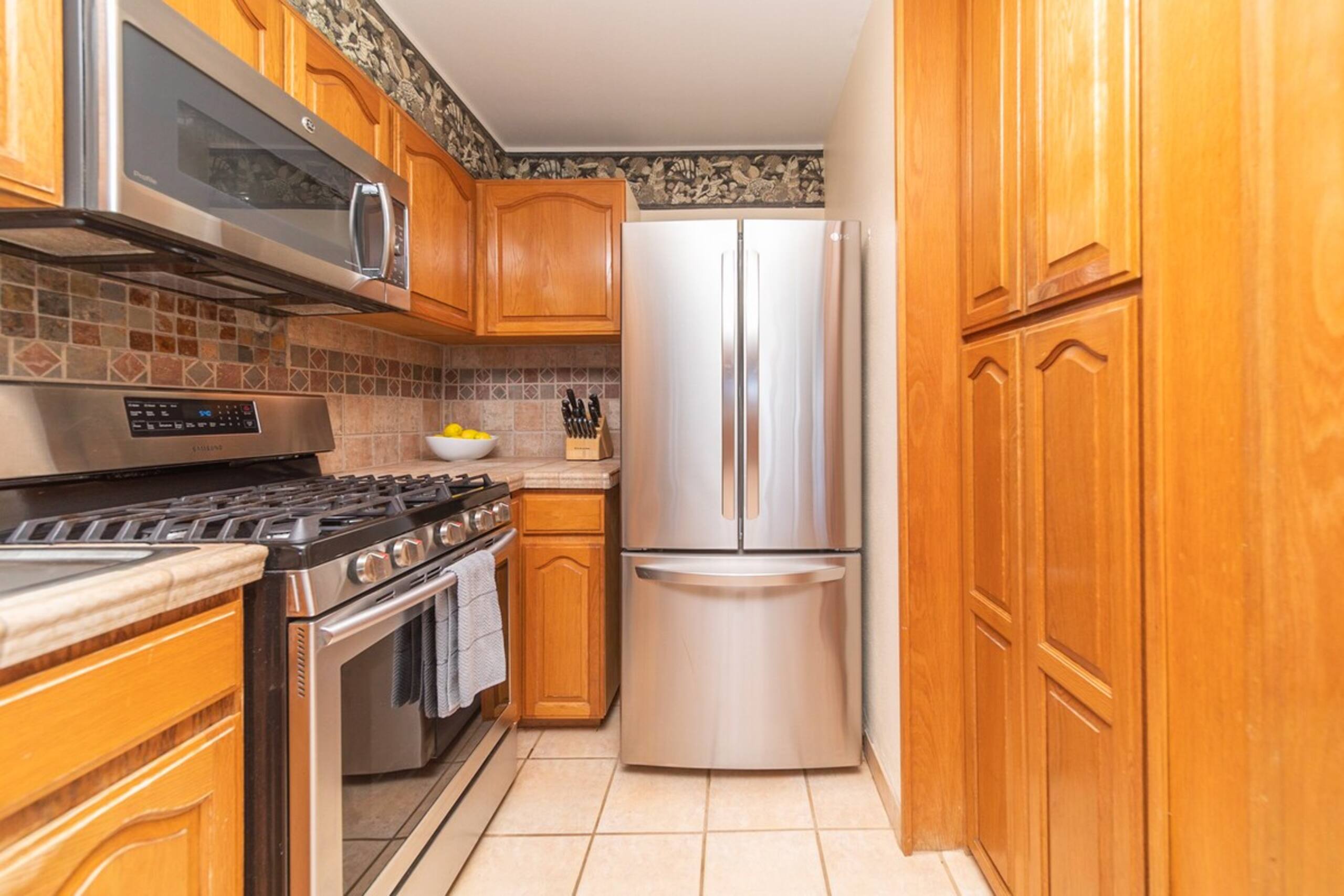 Summer Sale 2BR Near Beach Ocean View - AKH D402 - Photo 7