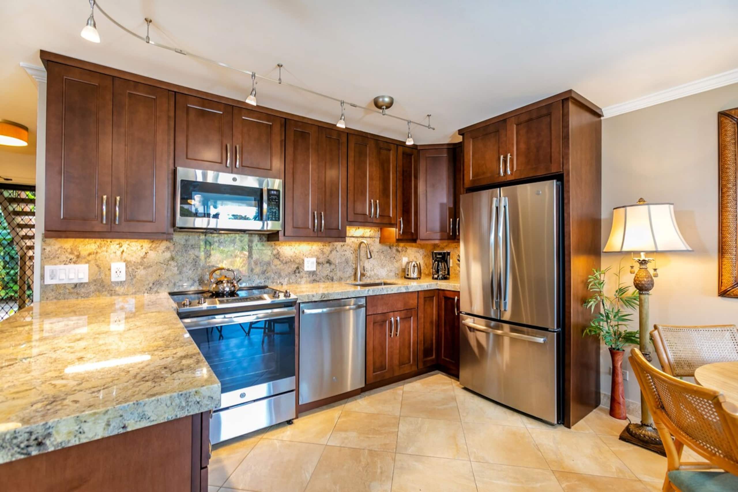 Great Location in Oceanfront Complex, WB117 - Photo 16