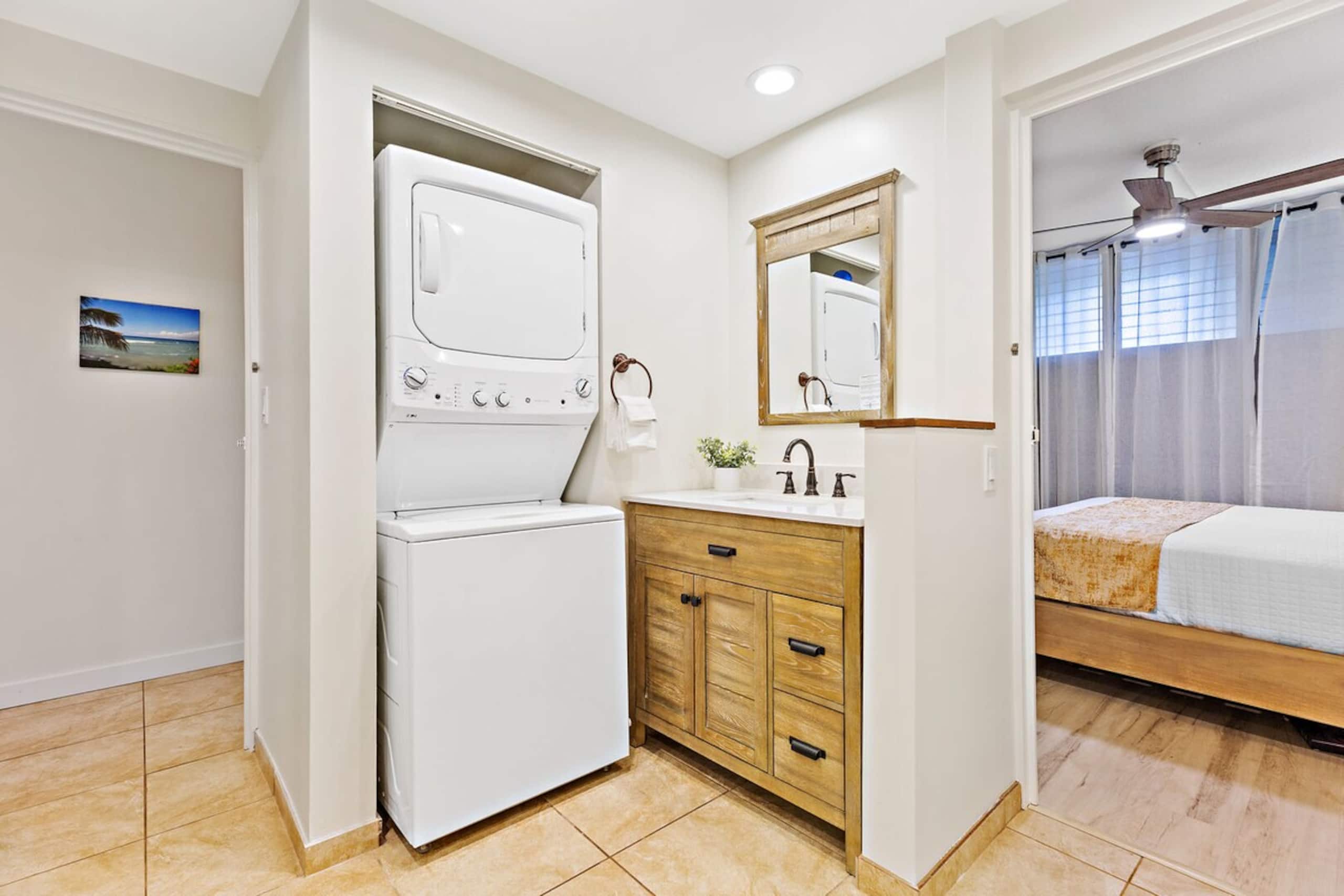 Upgraded beachside condo with ground floor access - Photo 19