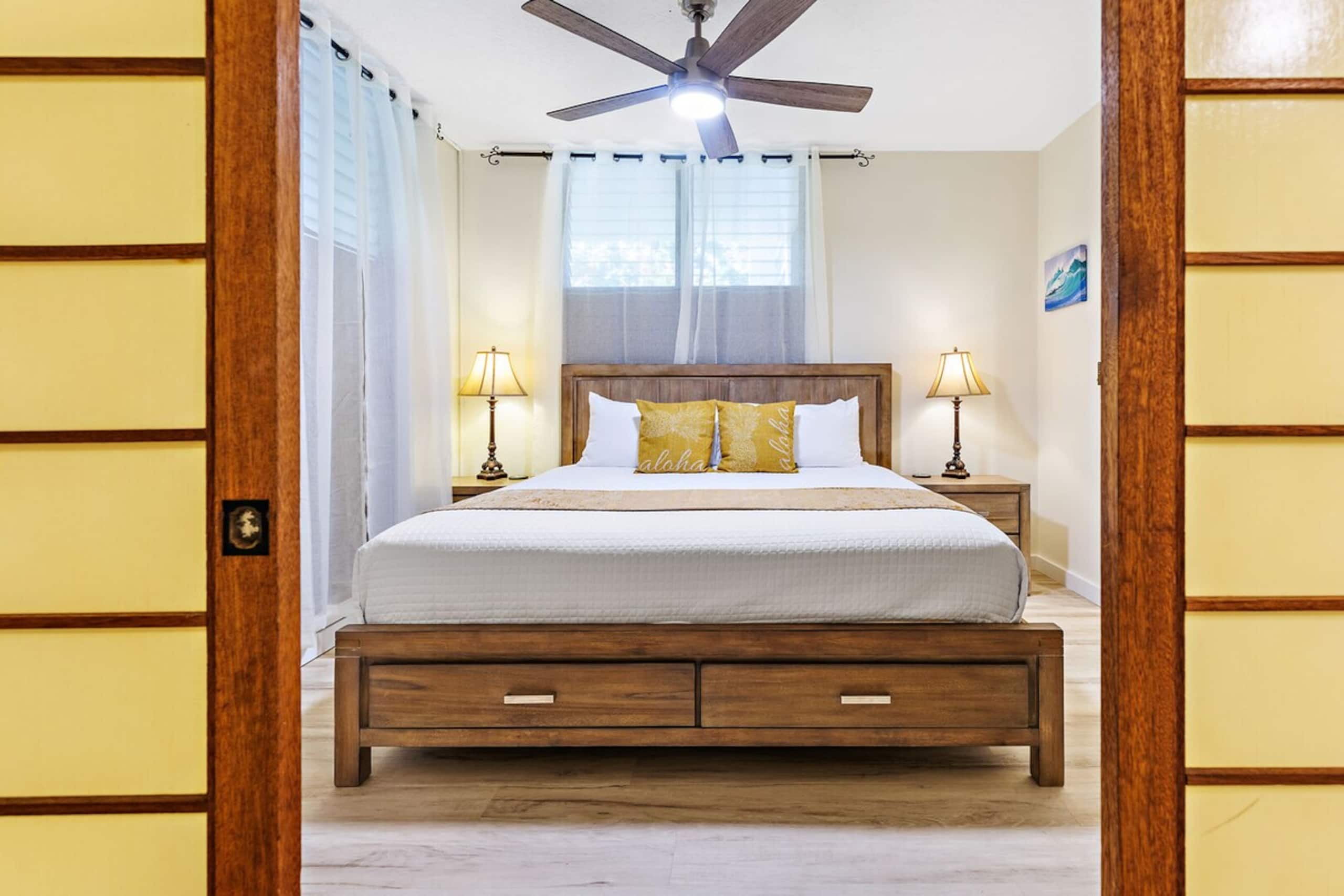 Upgraded beachside condo with ground floor access - Photo 24