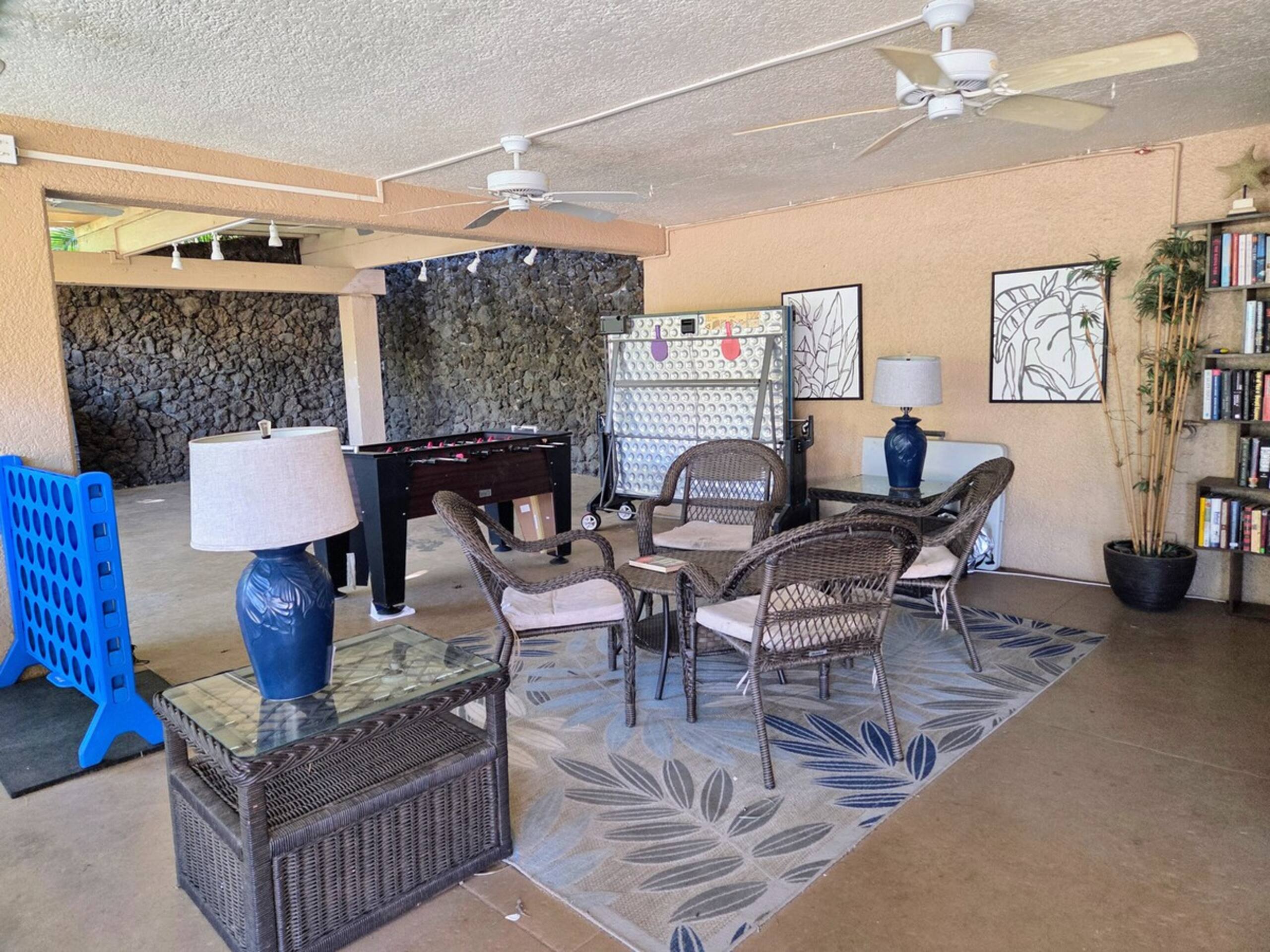 Oceanview, on-site pickle ball, meticulously clean - Photo 23