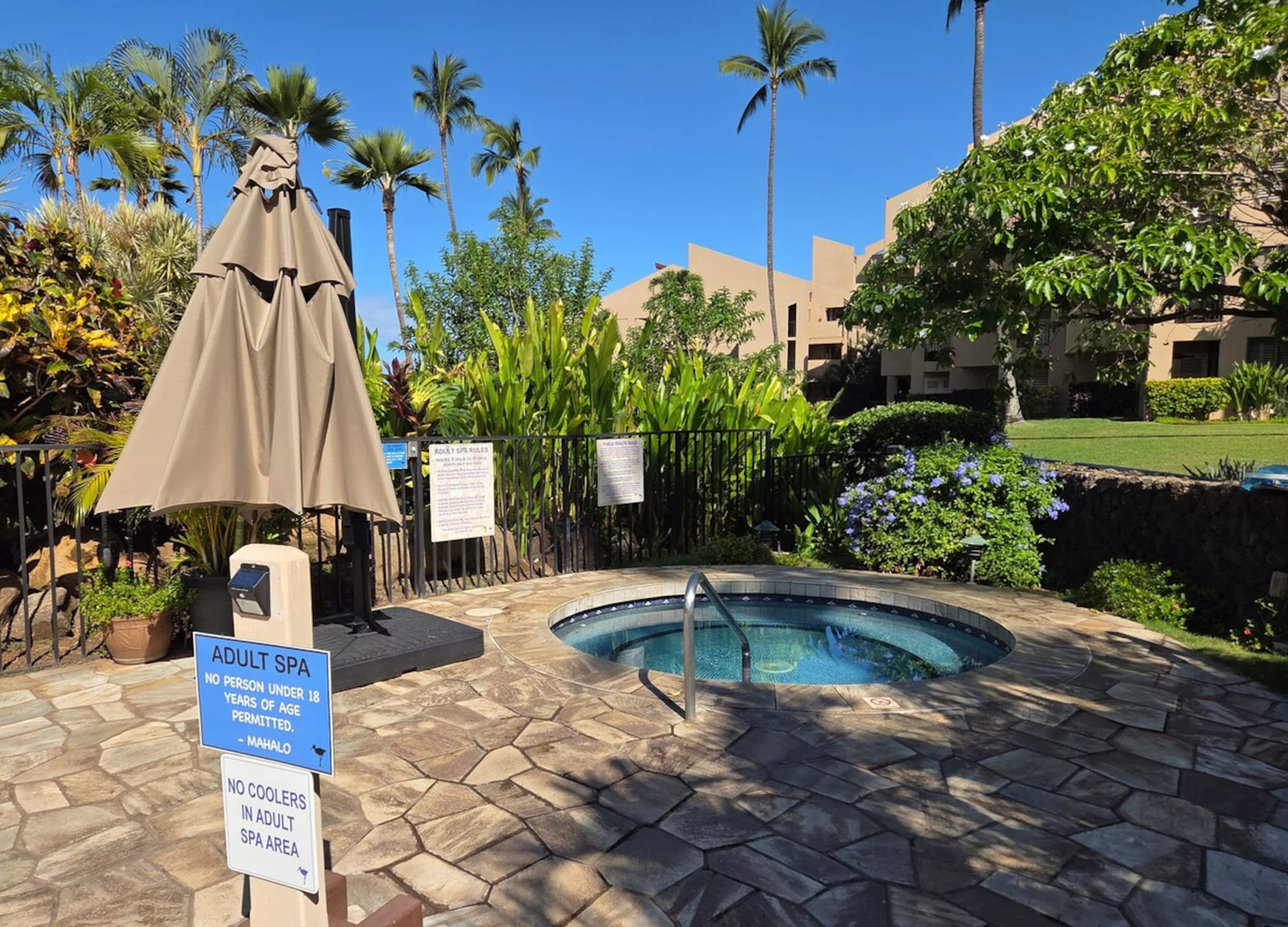 Oceanview, on-site pickle ball, meticulously clean - Photo 24