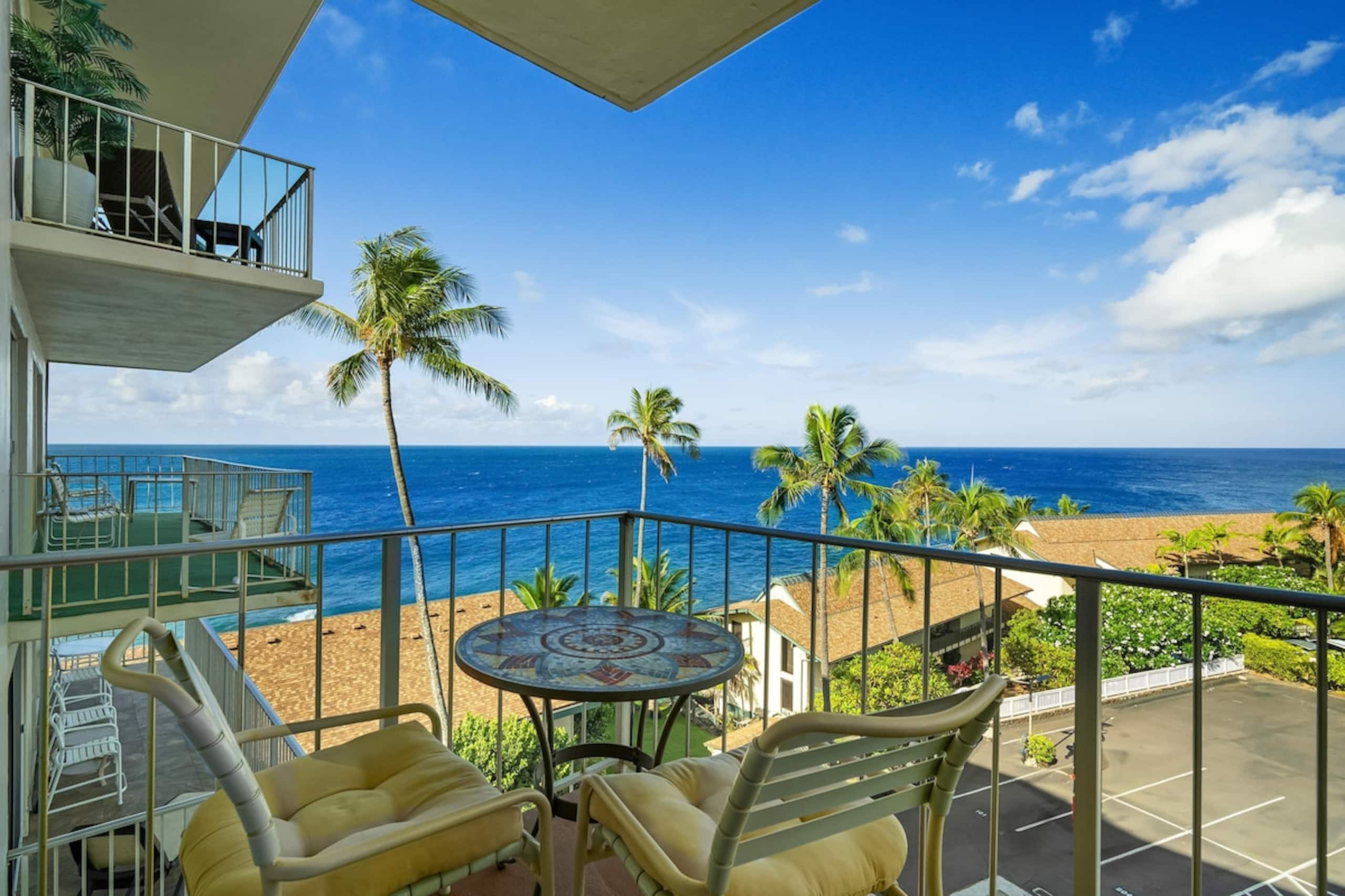 Island Retreat With Ocean Views from Sunset Kahili - Photo 5