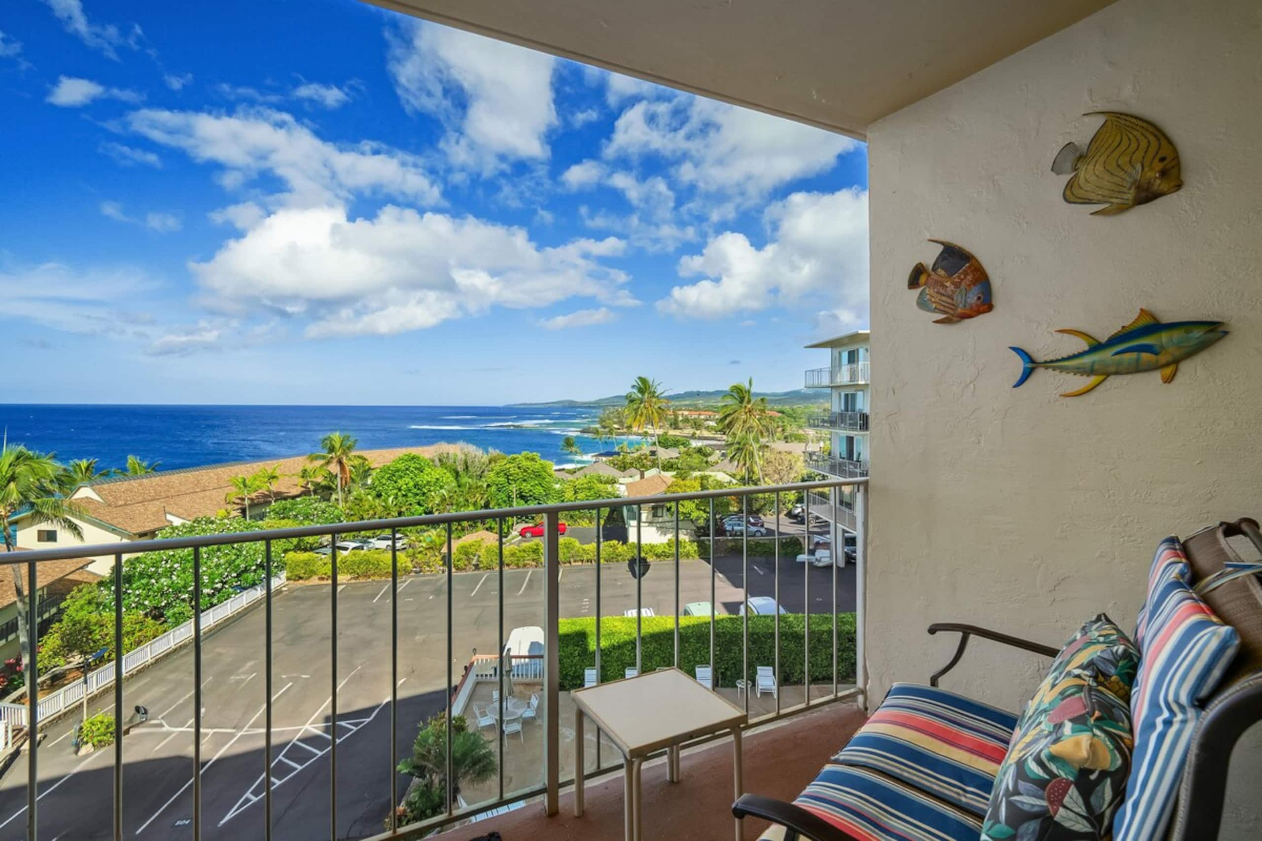 Island Retreat With Ocean Views from Sunset Kahili - Photo 2