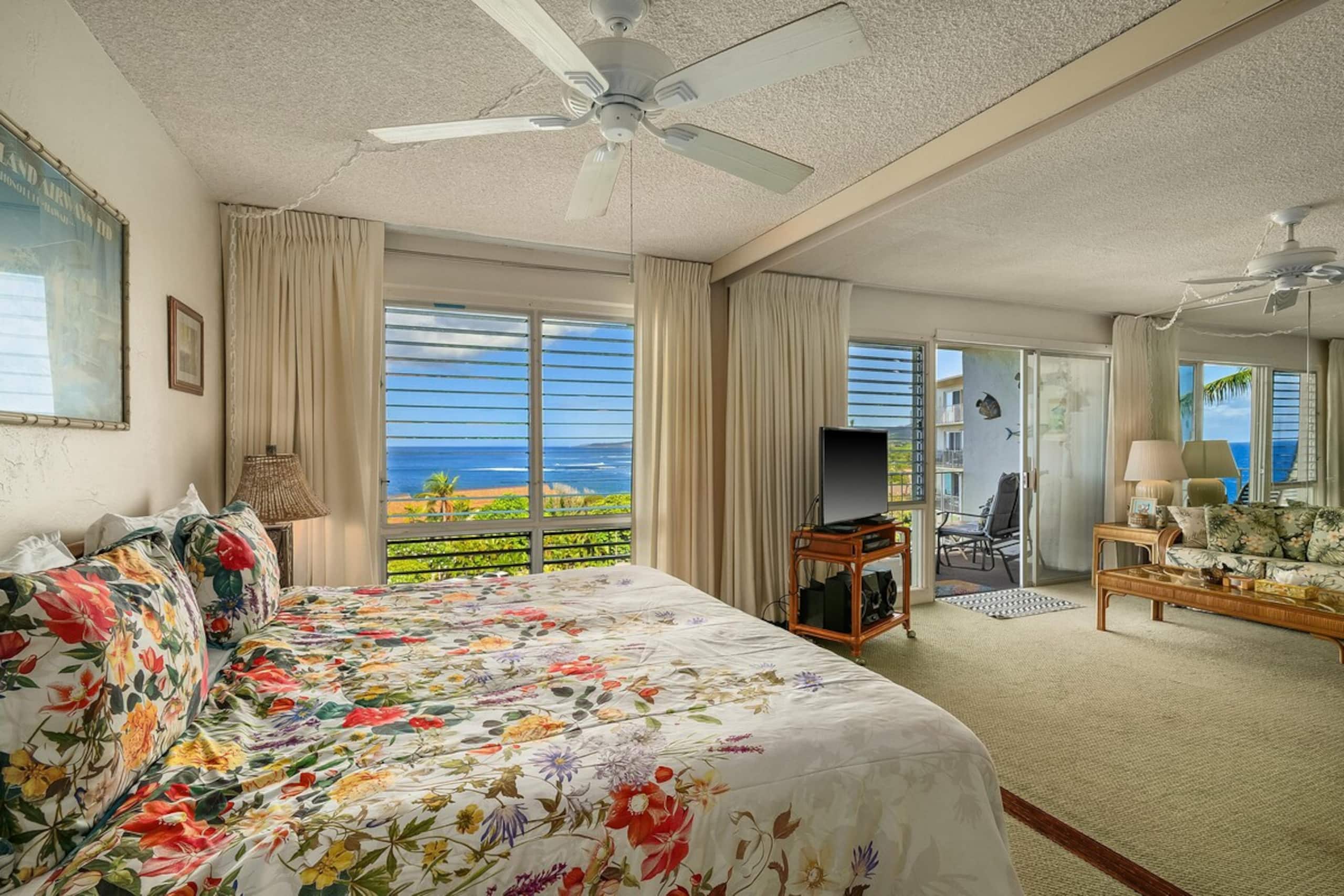 Island Retreat With Ocean Views from Sunset Kahili - Photo 16