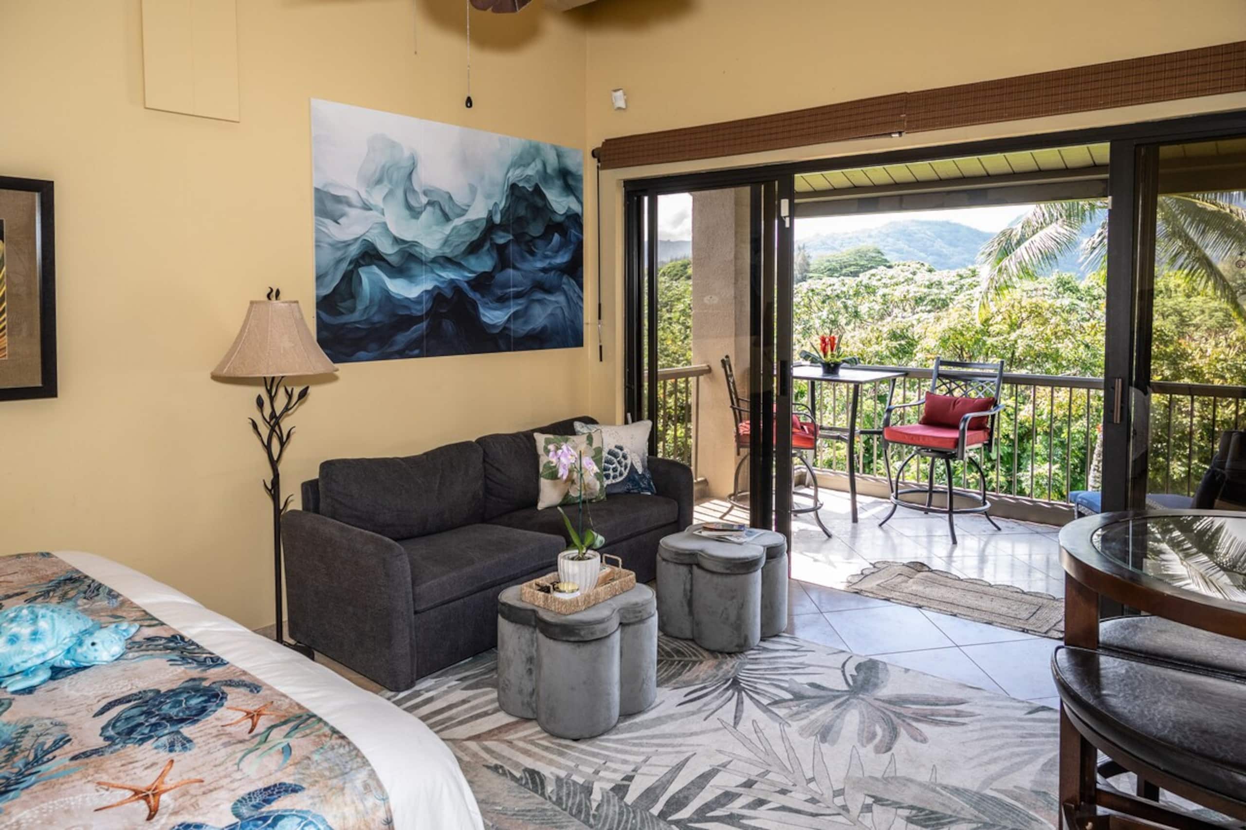 Hanalei Bay Escape, Mountain Views & Beach Access - Photo 9
