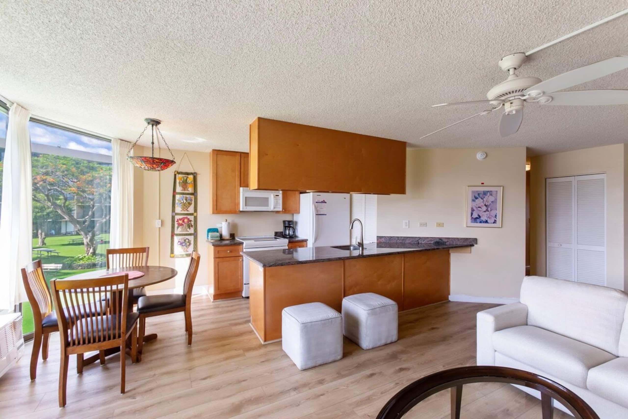 B216 Ocean and Pool views in sunny Kihei, Maui - Photo 29