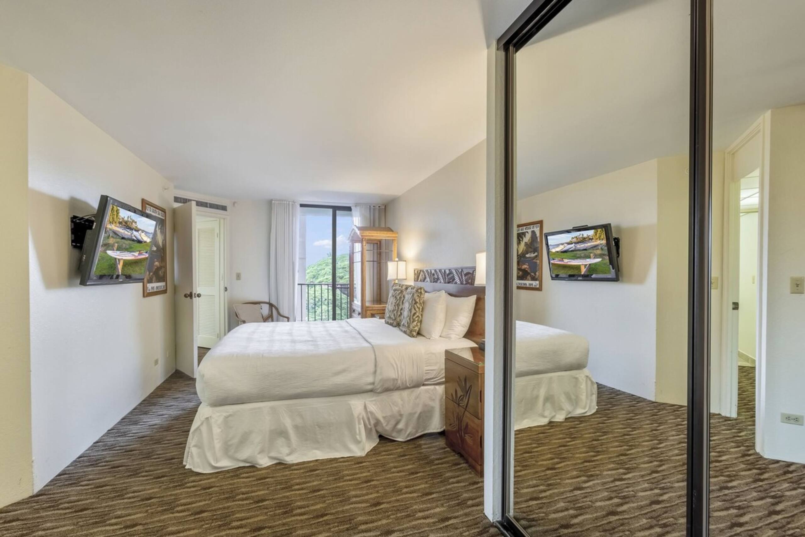 Spacious 2 Bed with Views Kaanapali Shores - Photo 28