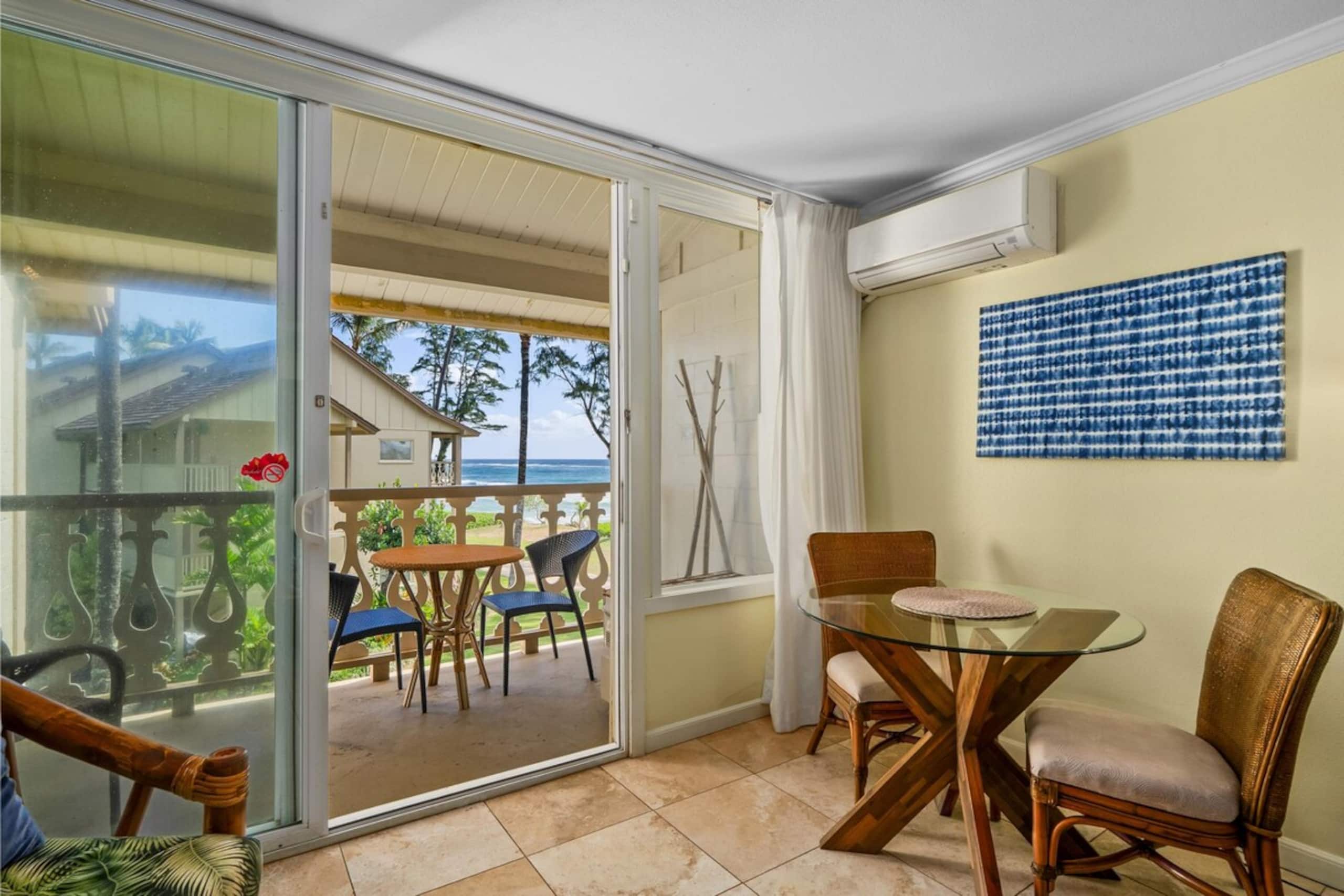 Oceanview Top Floor Studio, Islander on the - Photo 3