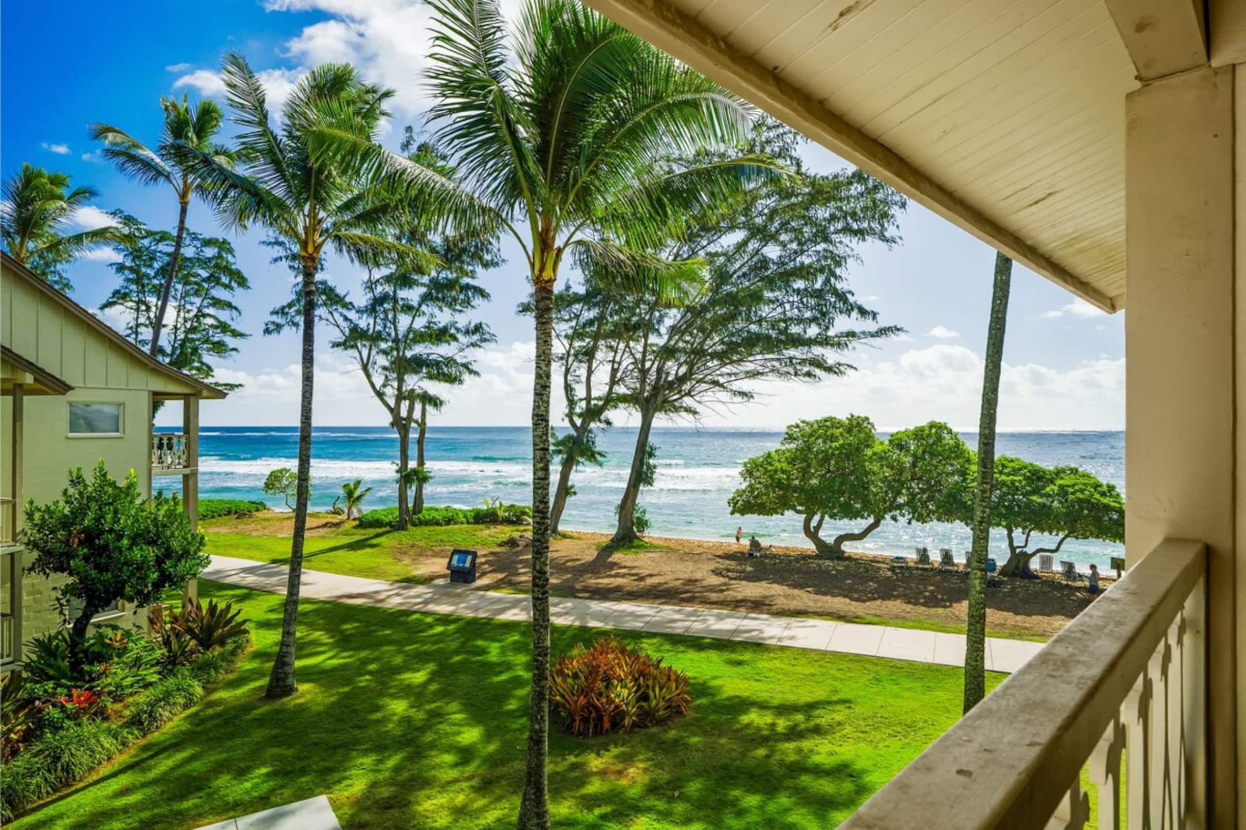 Oceanview Top Floor Studio, Islander on the - Photo 17