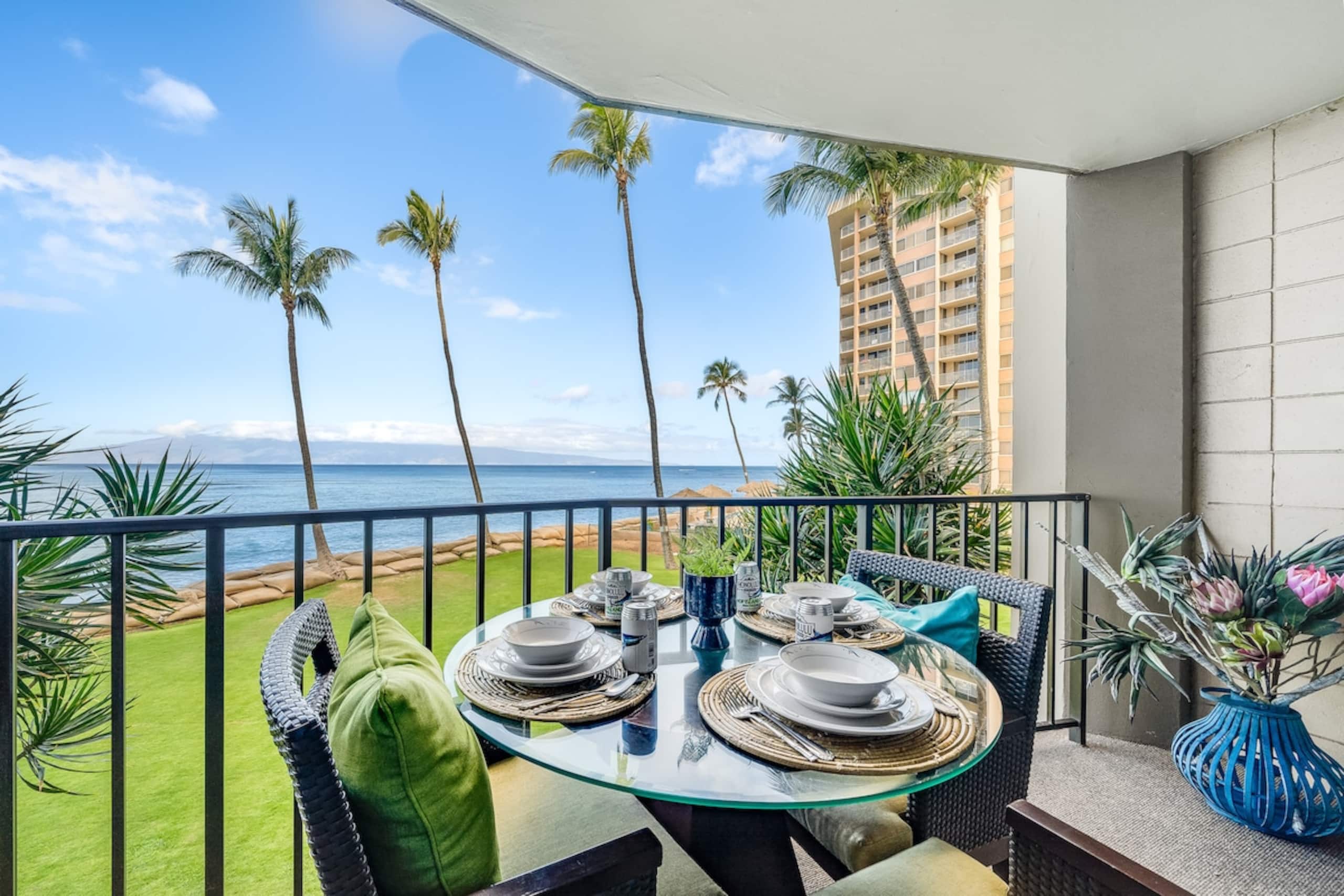 OceanFront Studio w Pool-Valley Isle 206 - Main photo