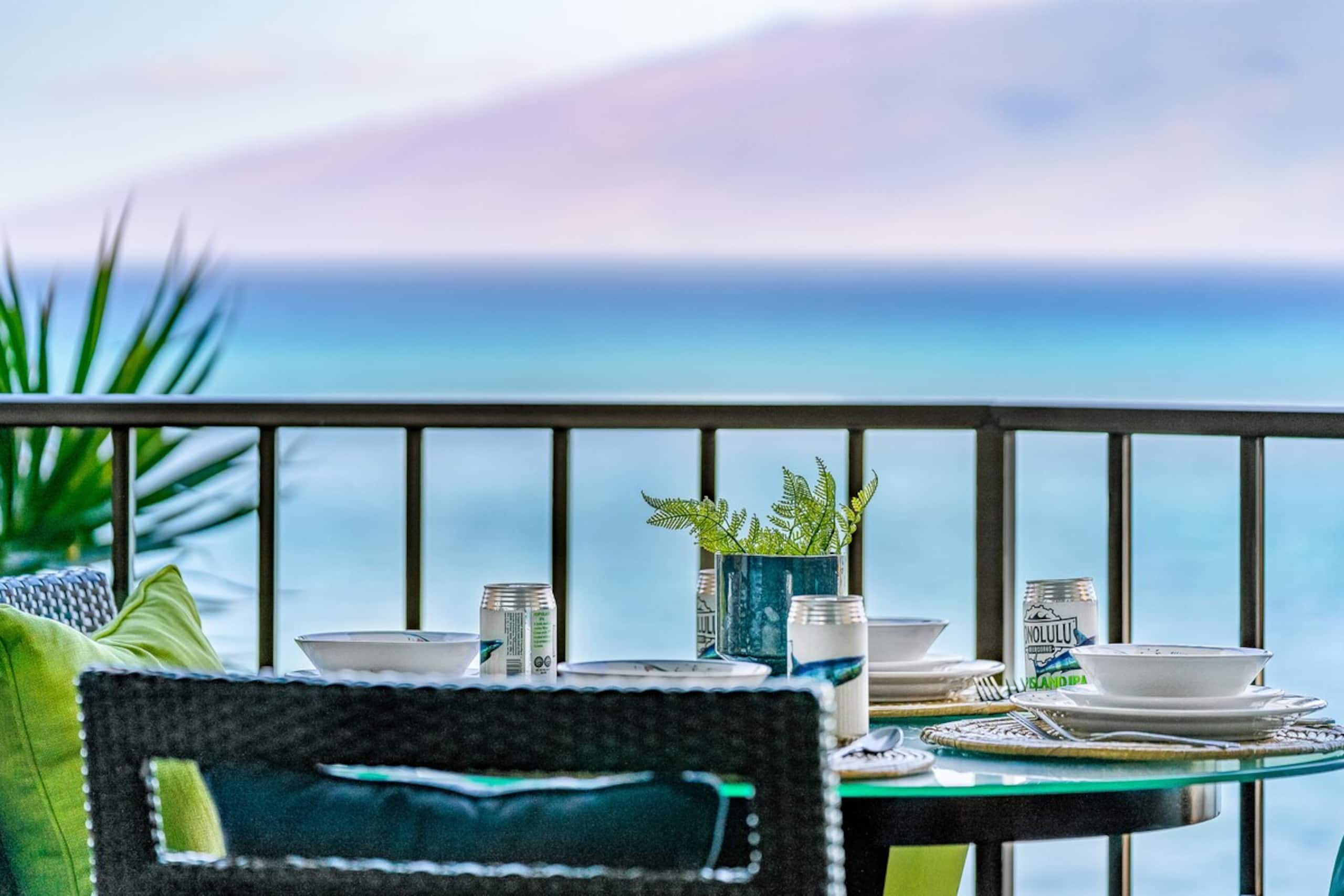 OceanFront Studio w Pool-Valley Isle 206 - Photo 8