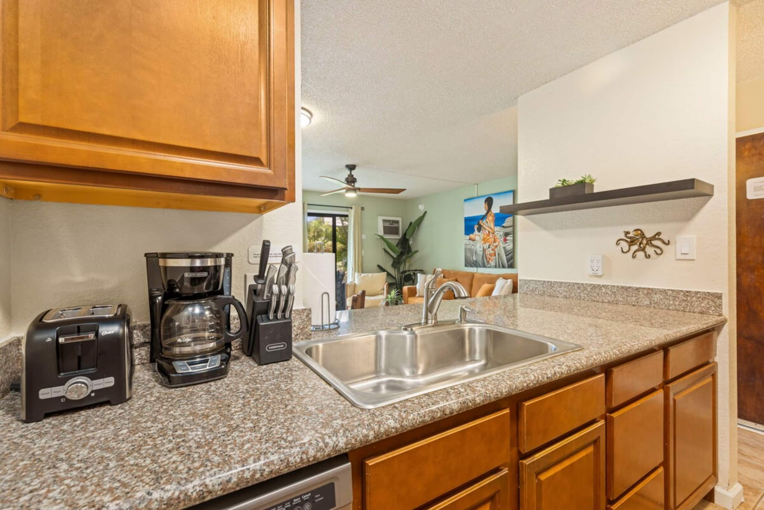 Charming Tropical Kihei Gardens 2-Bed Suite - Photo 9
