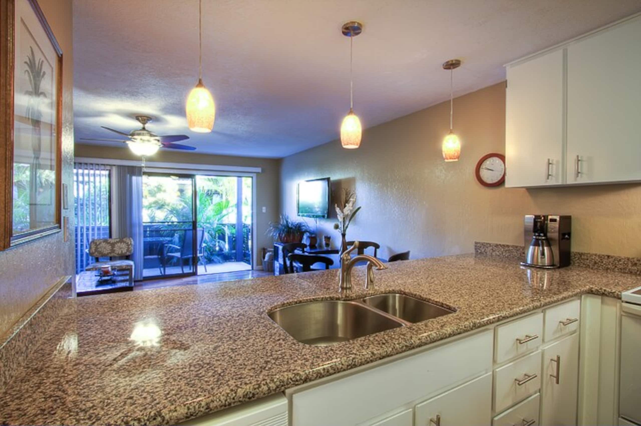 Low rates- A/C-free parking-no resort fees KR131 - Photo 24