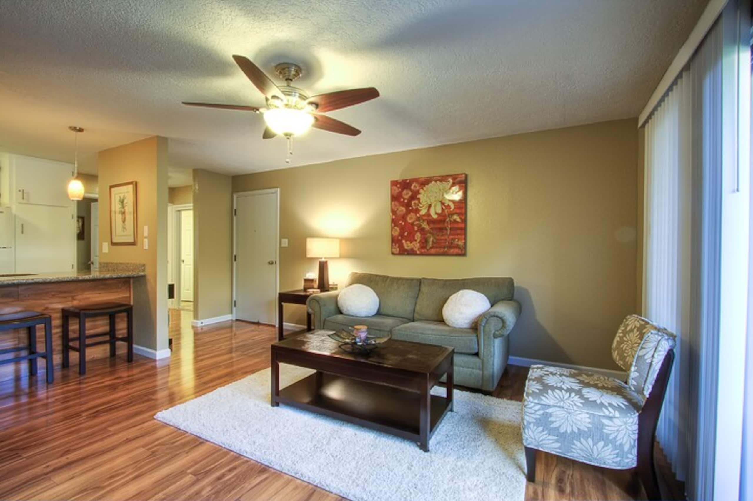 Low rates- A/C-free parking-no resort fees KR131 - Photo 8