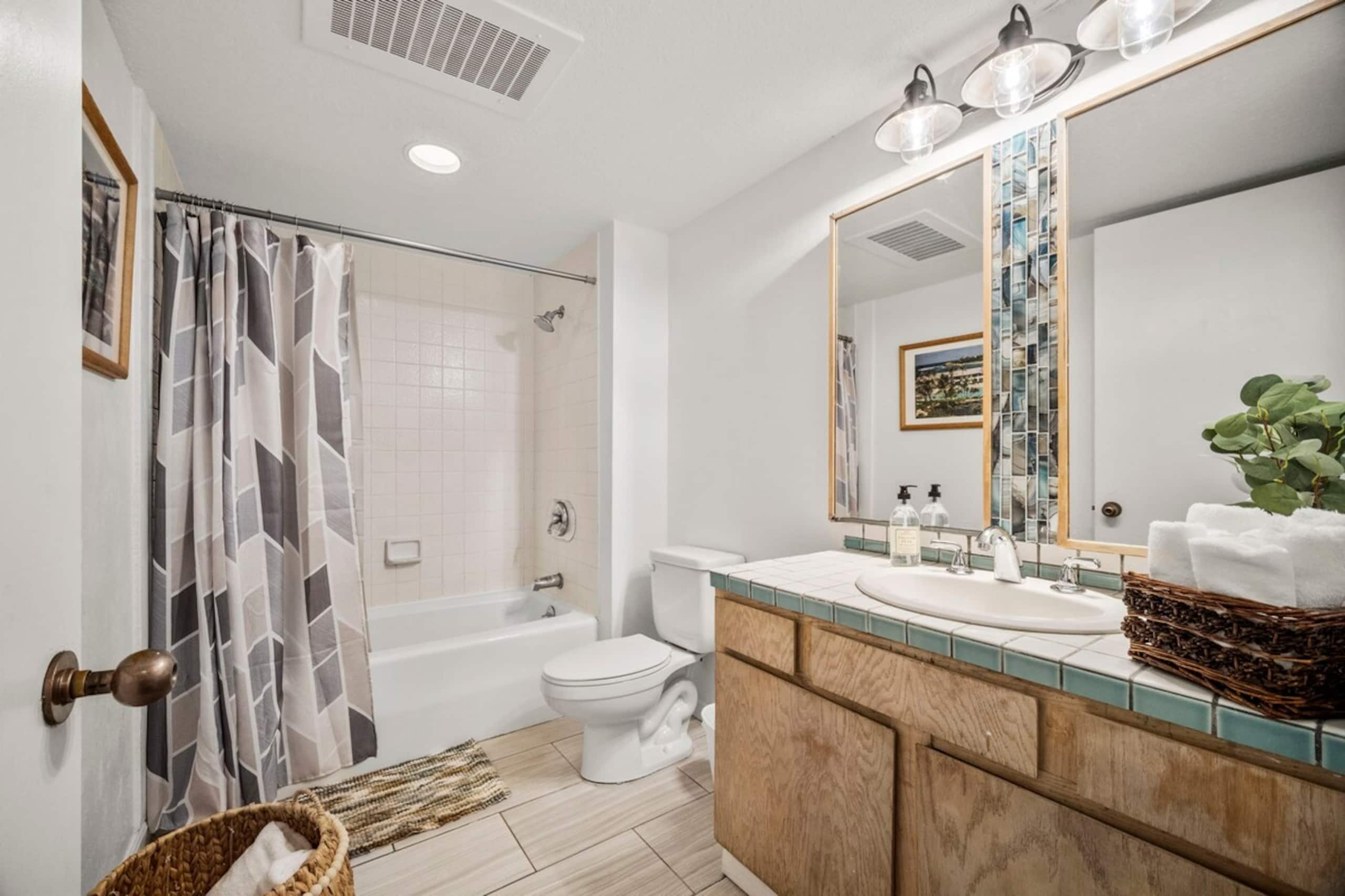 Ocean Views Ground-Floor Lanai With Pool Access - Photo 18