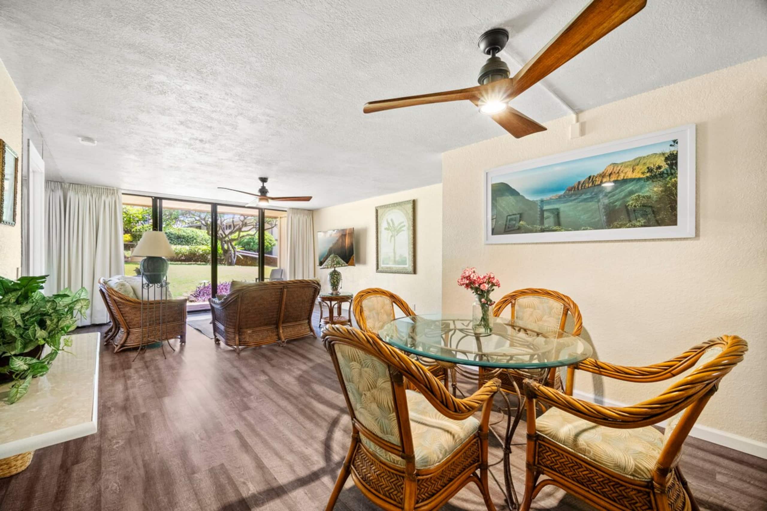 Ocean Views Ground-Floor Lanai With Pool Access - Photo 20