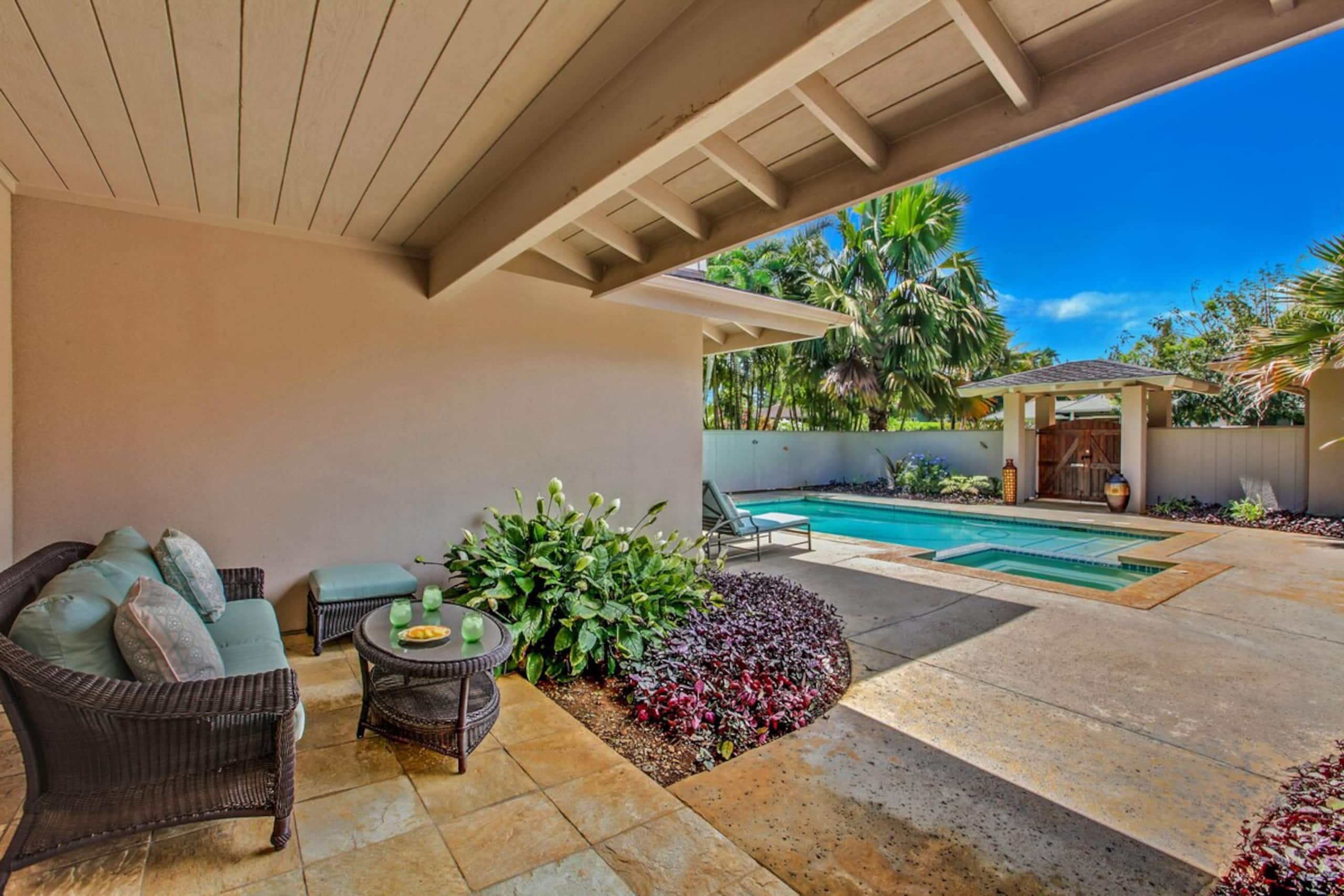 Hale Moena, Lovely 4-Bedroom Home & Private Pool o - Photo 1
