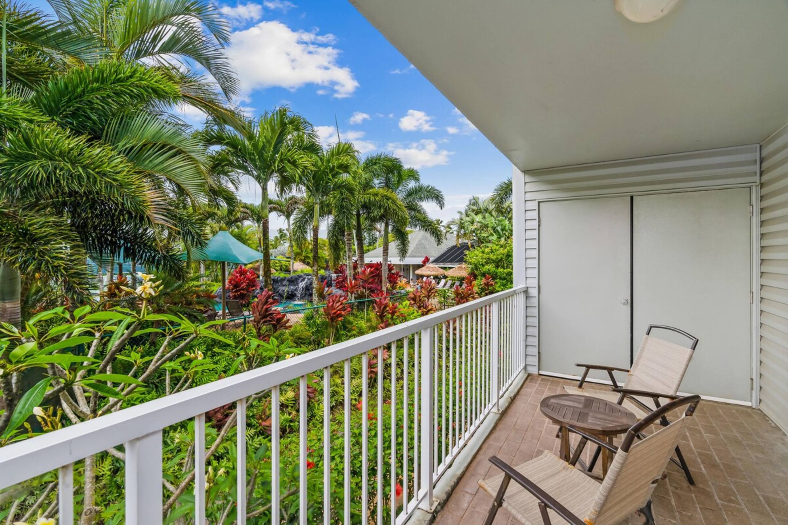 Holiday Special at Tropical Island Oasis at The Cl - Photo 12