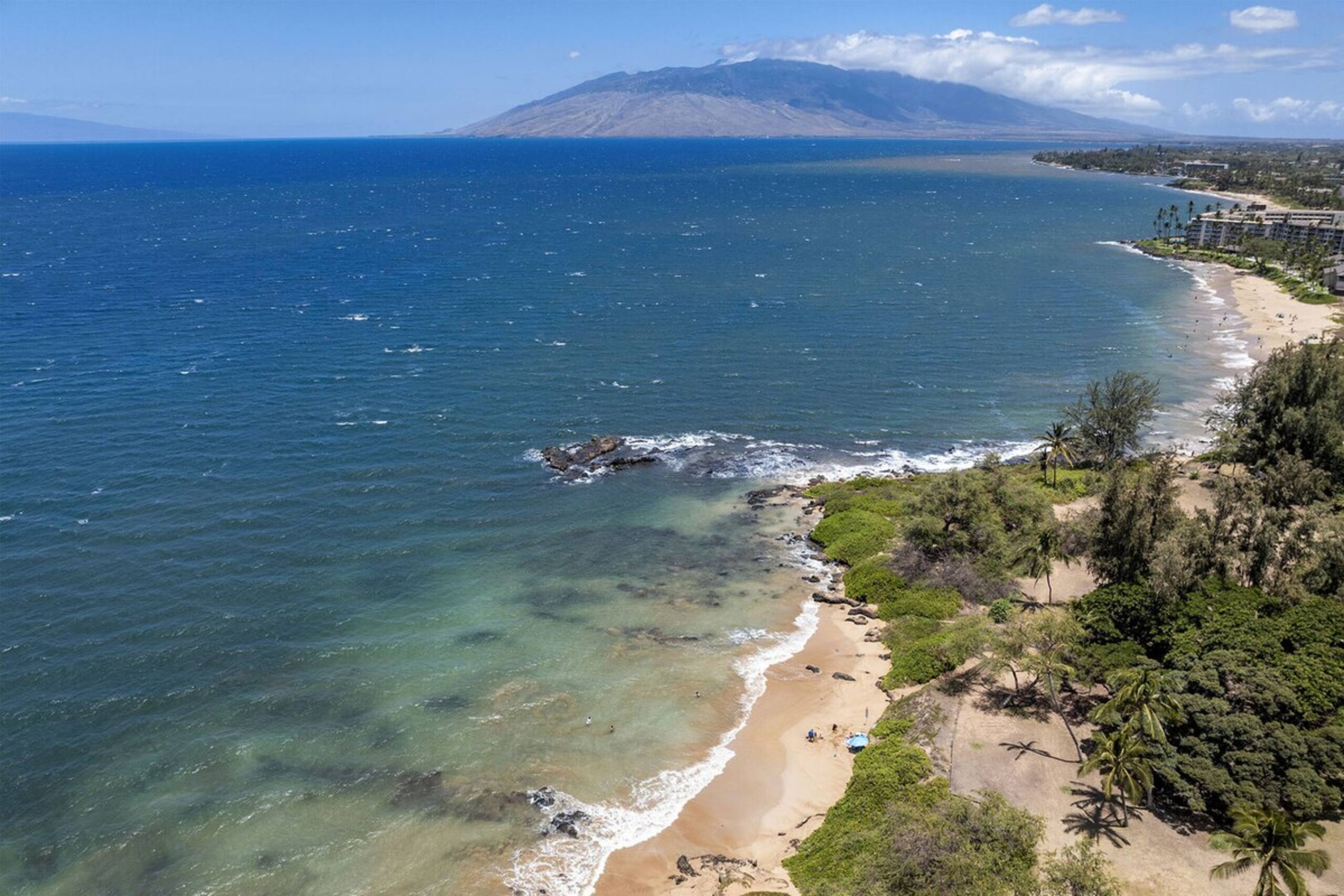 Haleakala Shores A-411 Modern, King Beds, Full AC - Photo 47