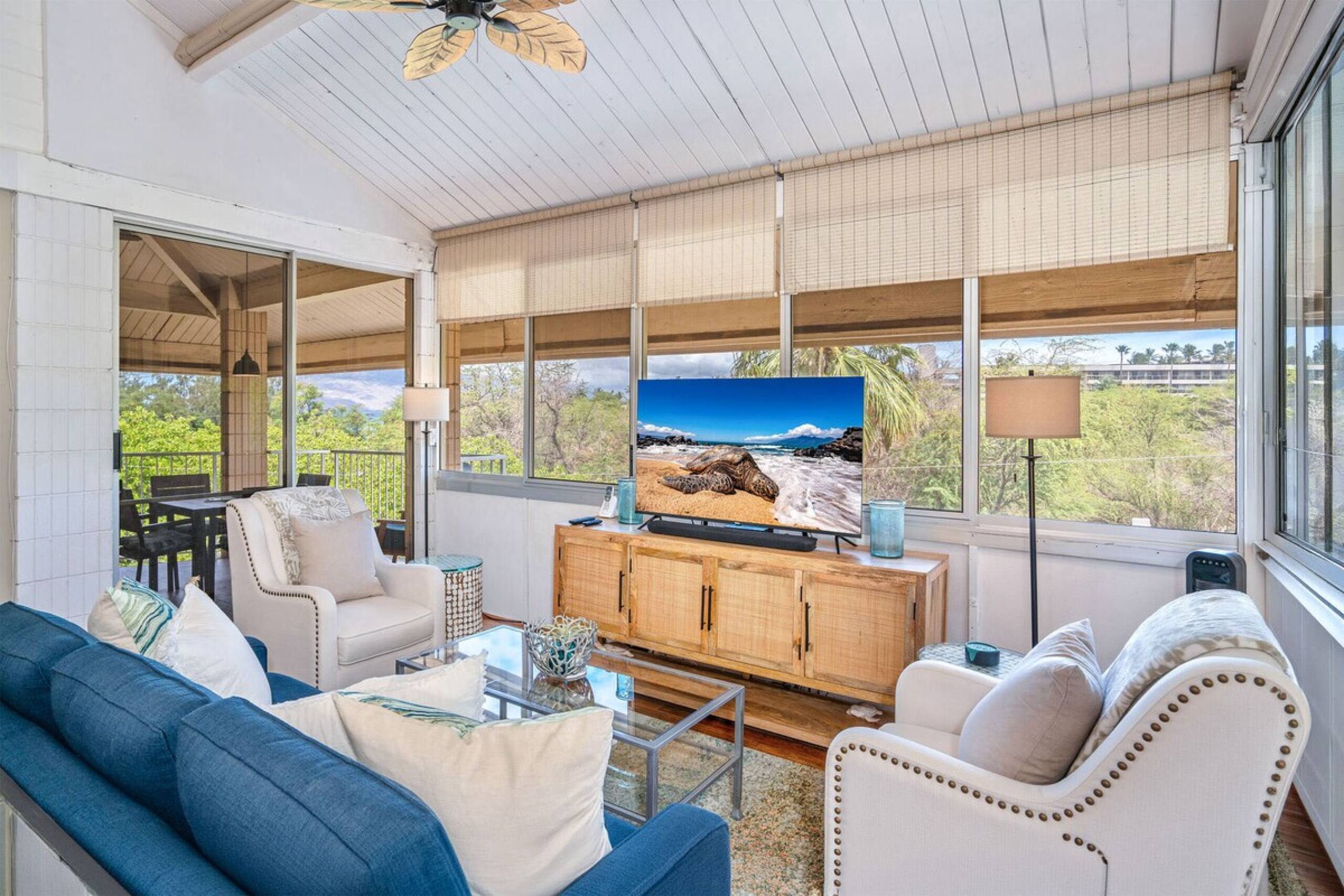 Haleakala Shores A-411 Modern, King Beds, Full AC - Photo 8