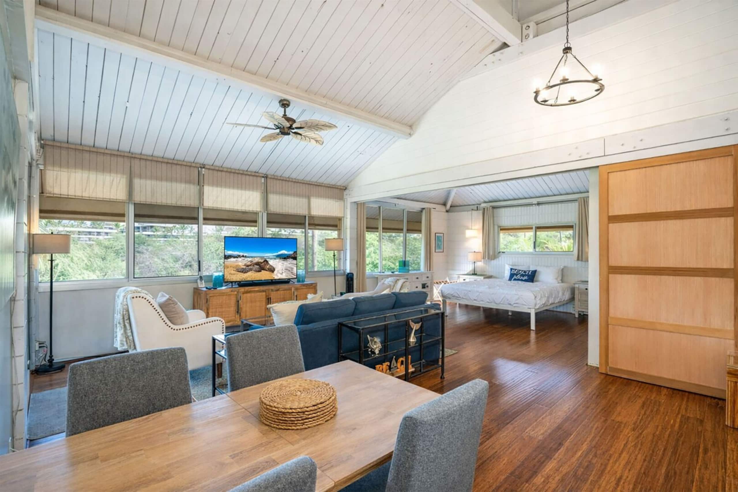 Haleakala Shores A-411 Modern, King Beds, Full AC - Photo 15