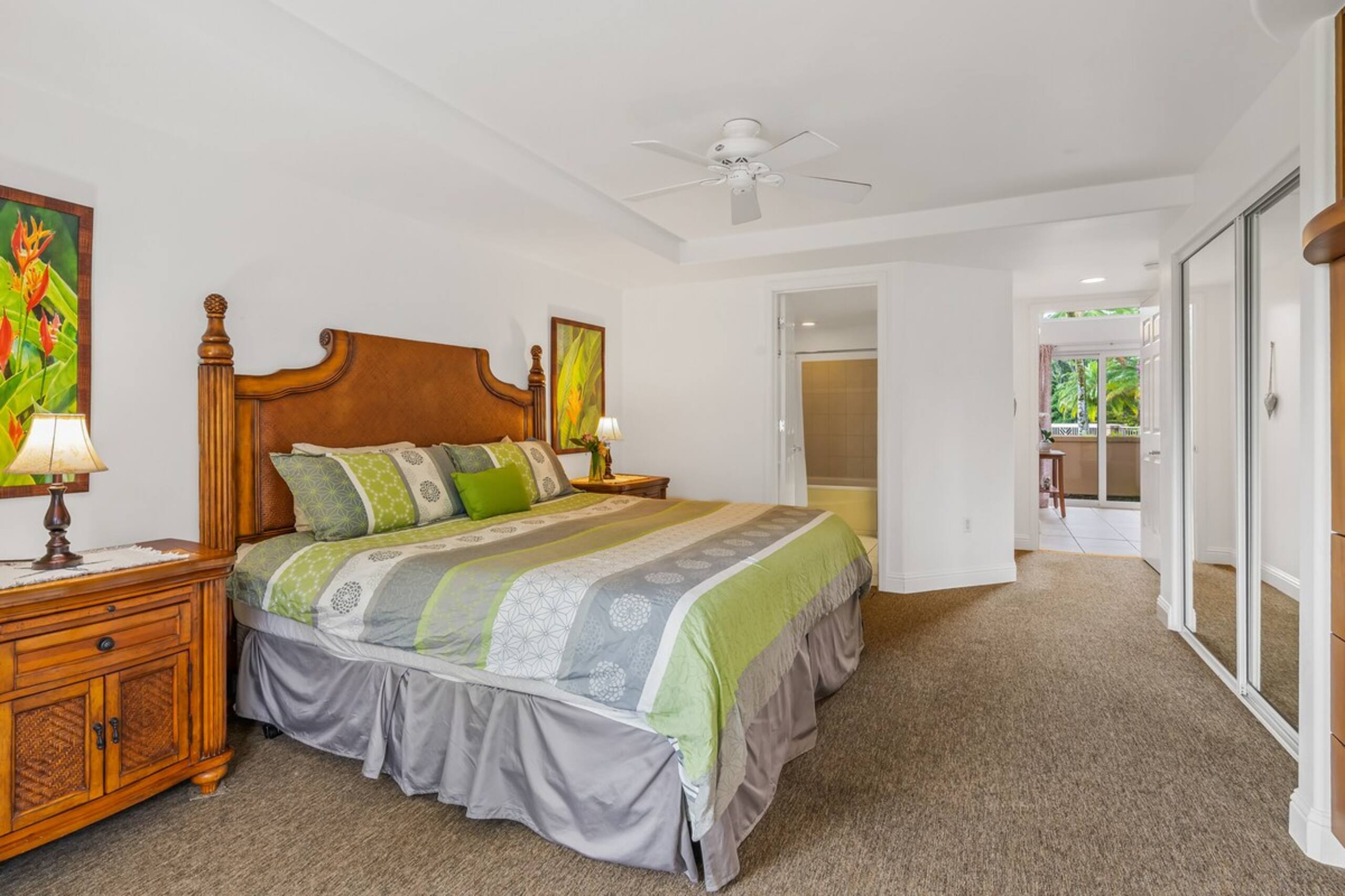 Walk to Beach & Sunset Luxury Villa - 2000sq ft - Photo 10