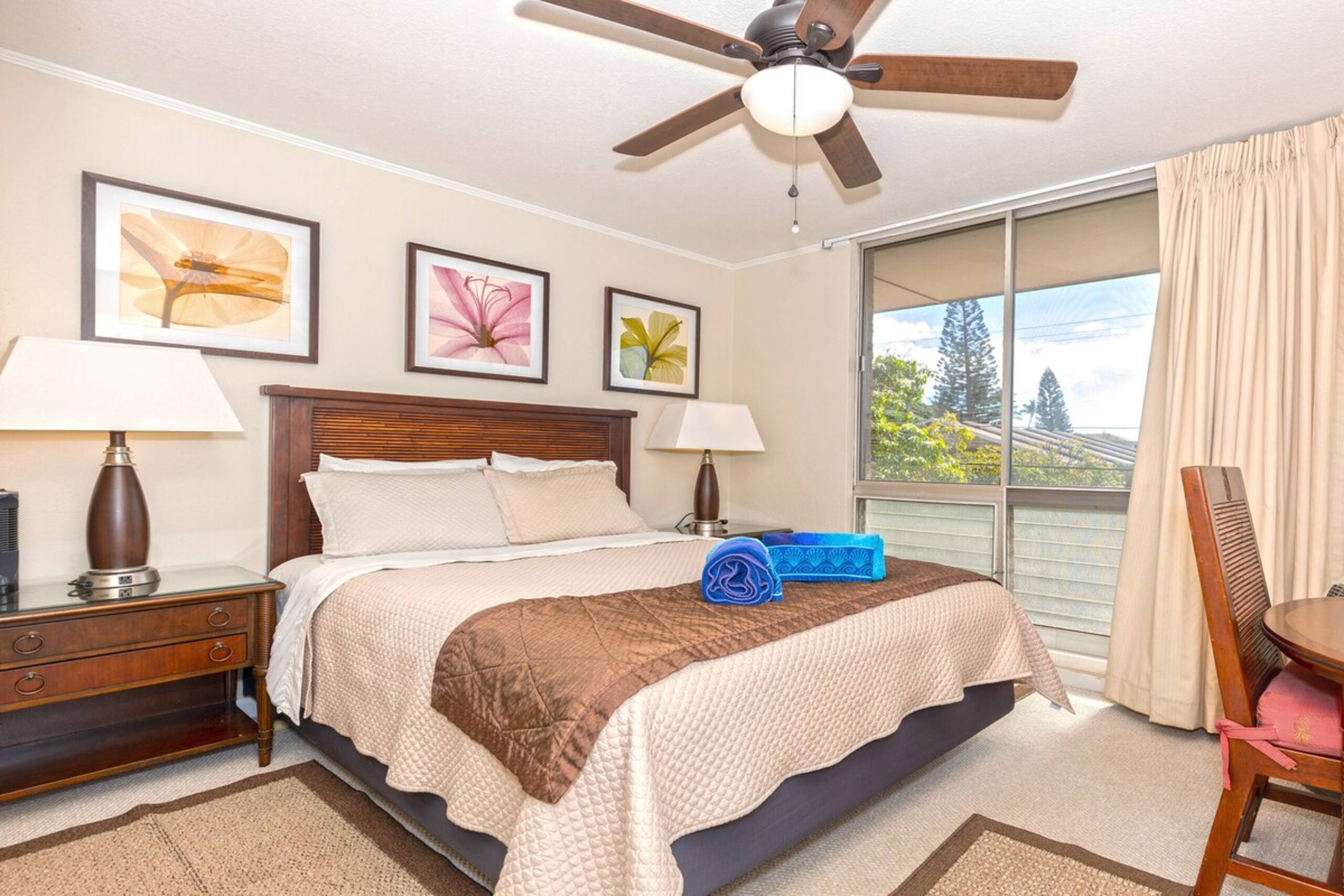 2 Bedroom Condo 2 Blocks To Charley Young Beach - Photo 16
