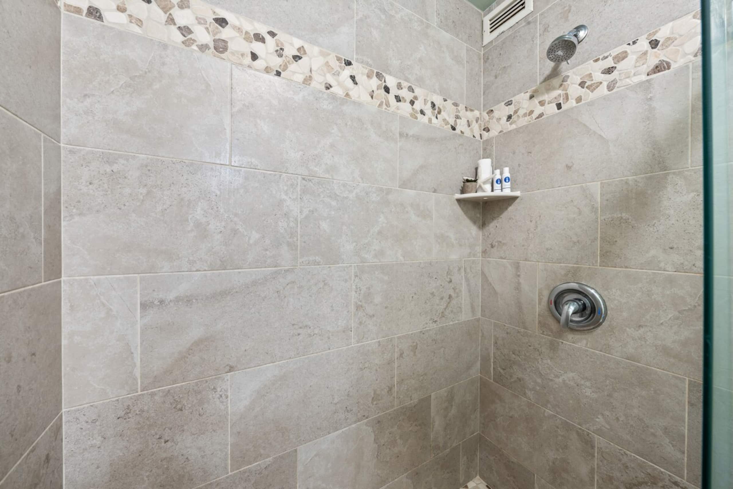 Kauhale Makai 131 OceanFront 1stFloor 1BD AC Beach - Photo 24