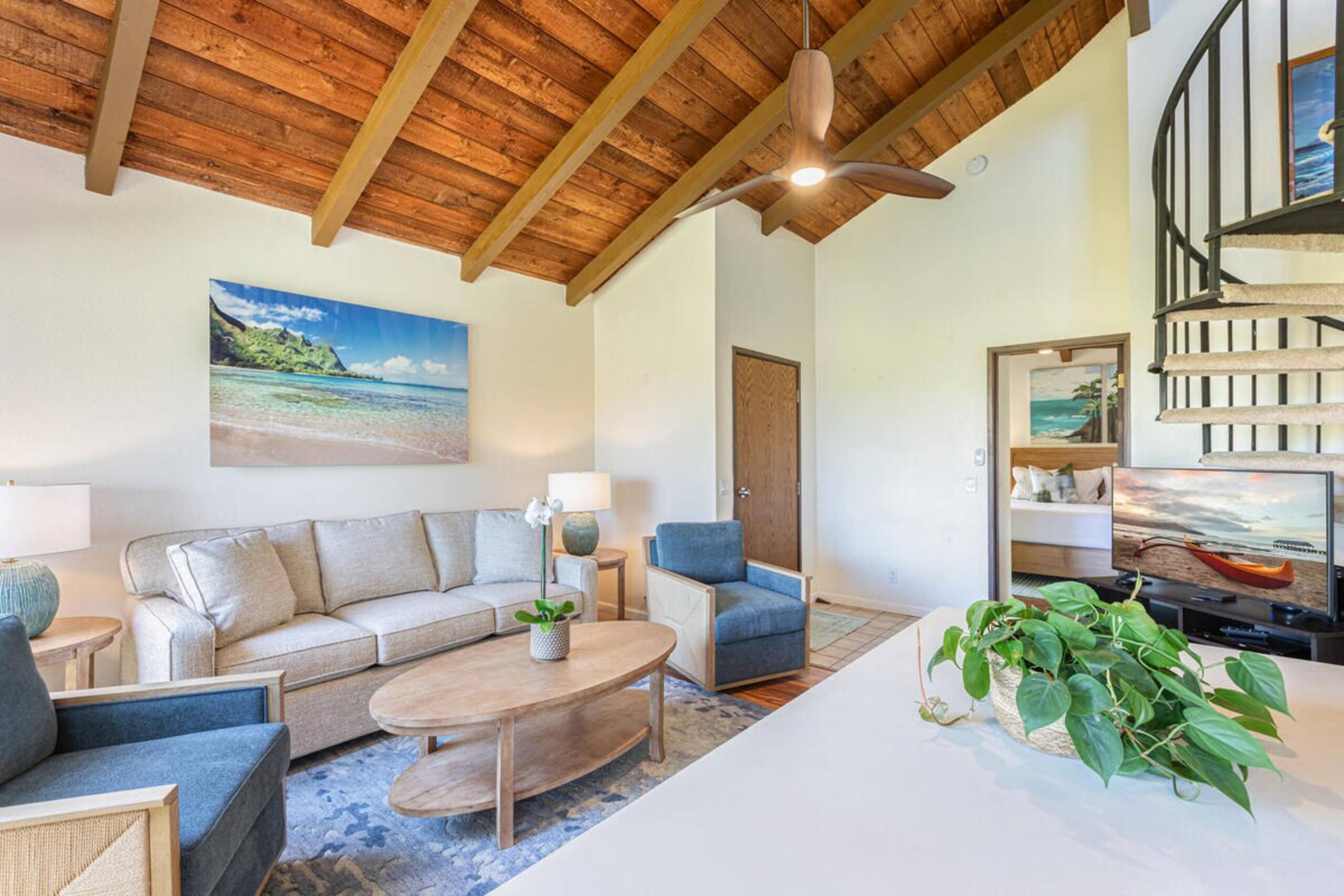 Hale Ohana Ho’omaka by Gather: Pool & Ocean Views - Photo 5