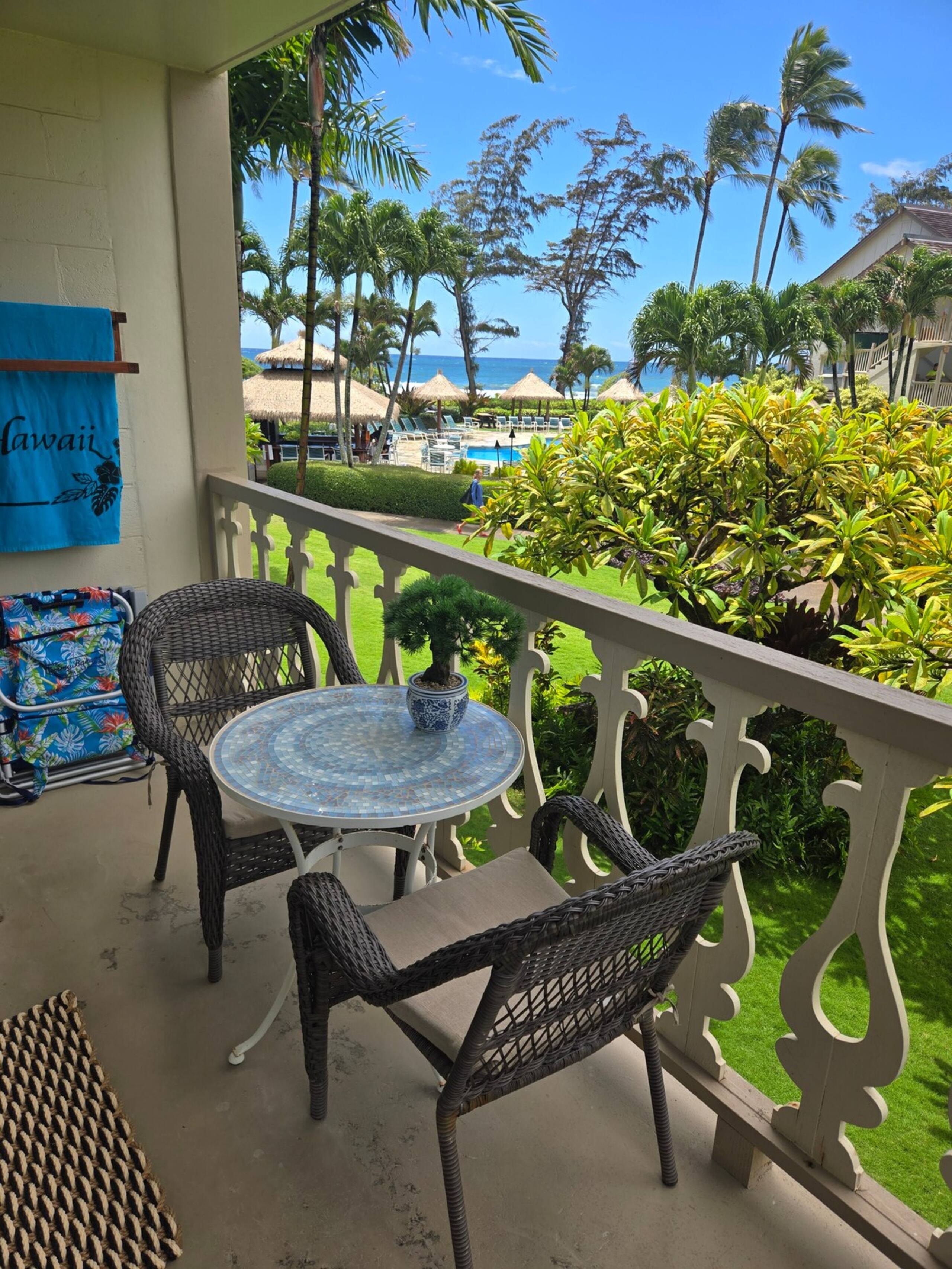 Ocean, Pool & Courtyard View Condo - corner unit - Photo 17
