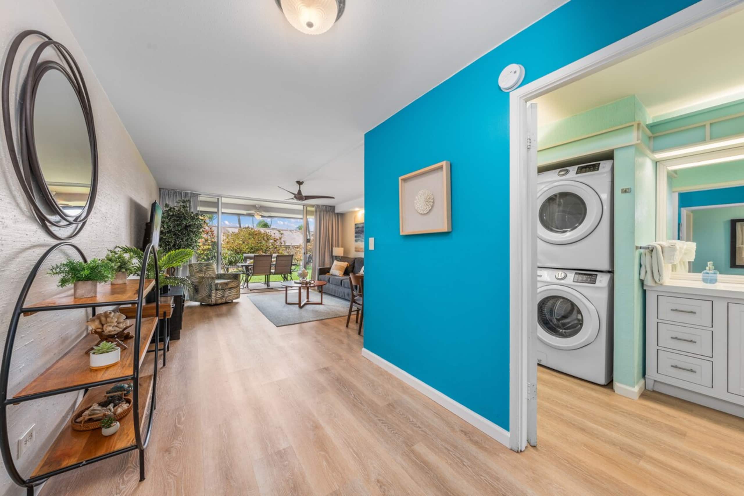 Updated 1 BR w/ AC Pool, Beach Cabana - EL L102 - Photo 32