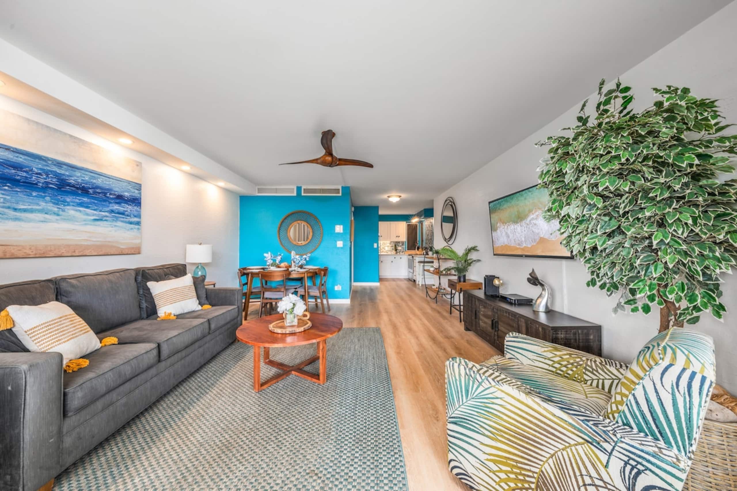 Updated 1 BR w/ AC Pool, Beach Cabana - EL L102 - Main photo