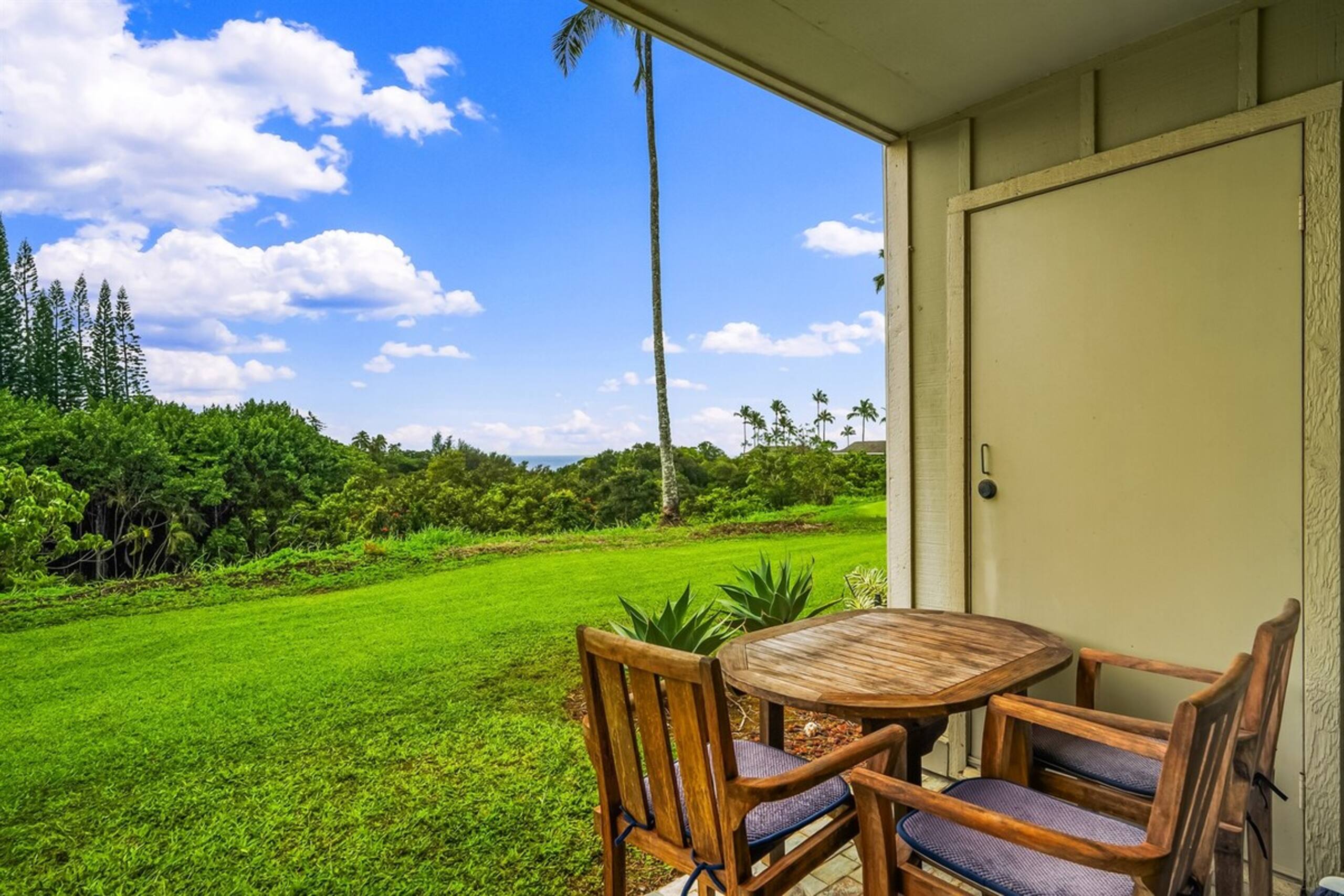 A/C Vibrant Tropical Sunsets ~Heated Pool/Jacuzzi - Photo 10
