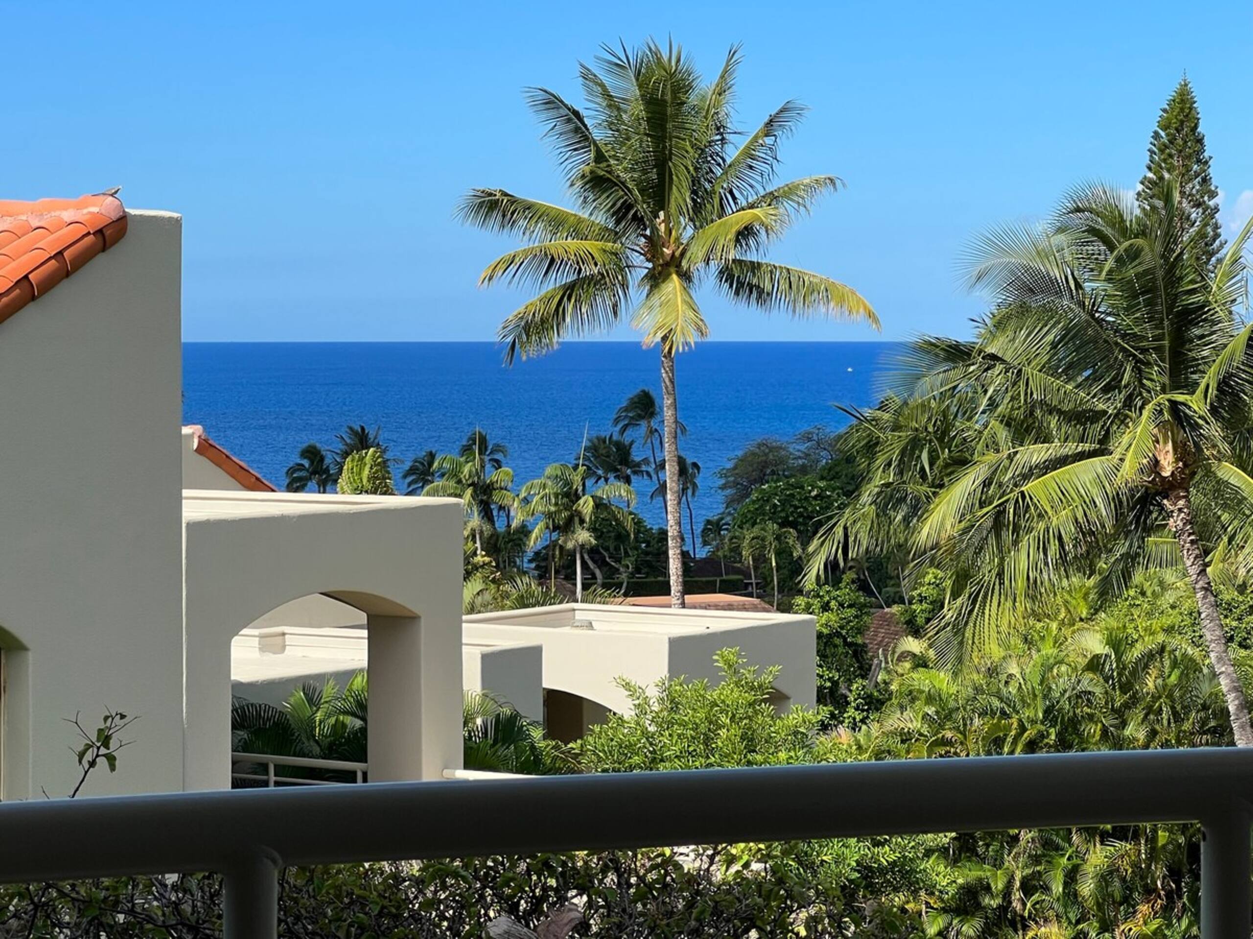Panoramic Ocean Views, Great Rates PA1005 - Main photo