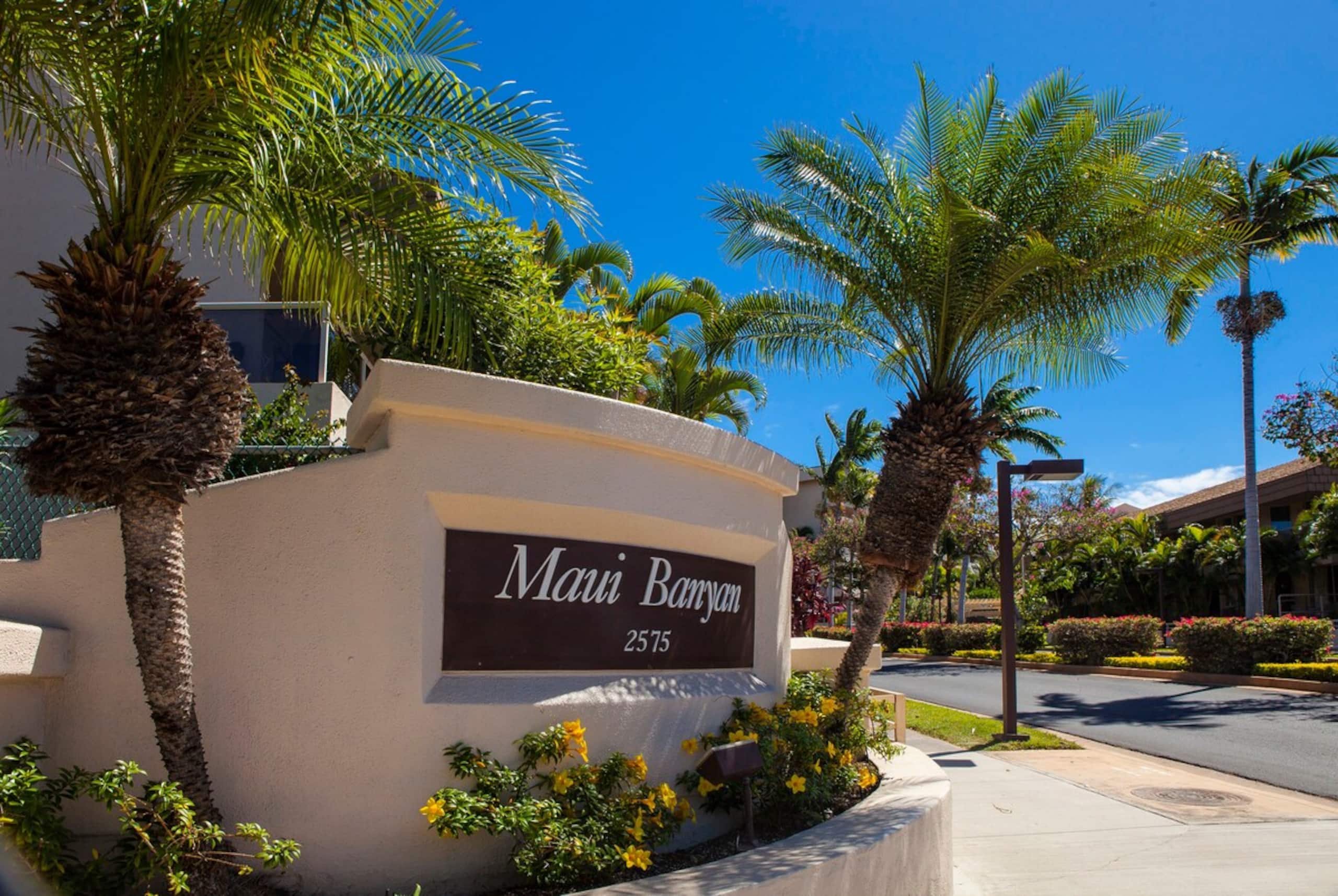 Maui Banyan Pool, Hot Tub, Walk to Beach - Photo 15