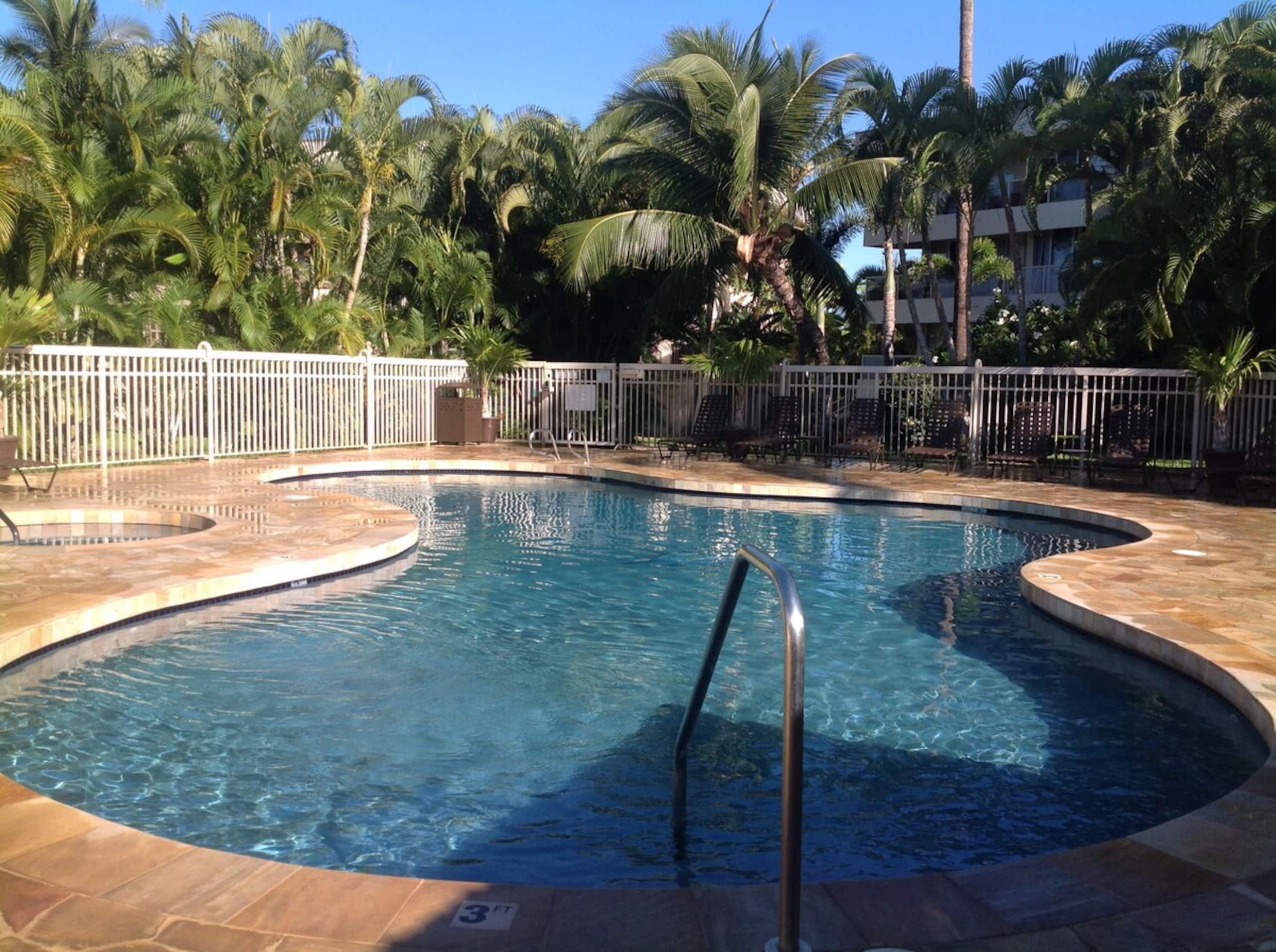 Maui Banyan Pool, Hot Tub, Walk to Beach - Photo 20
