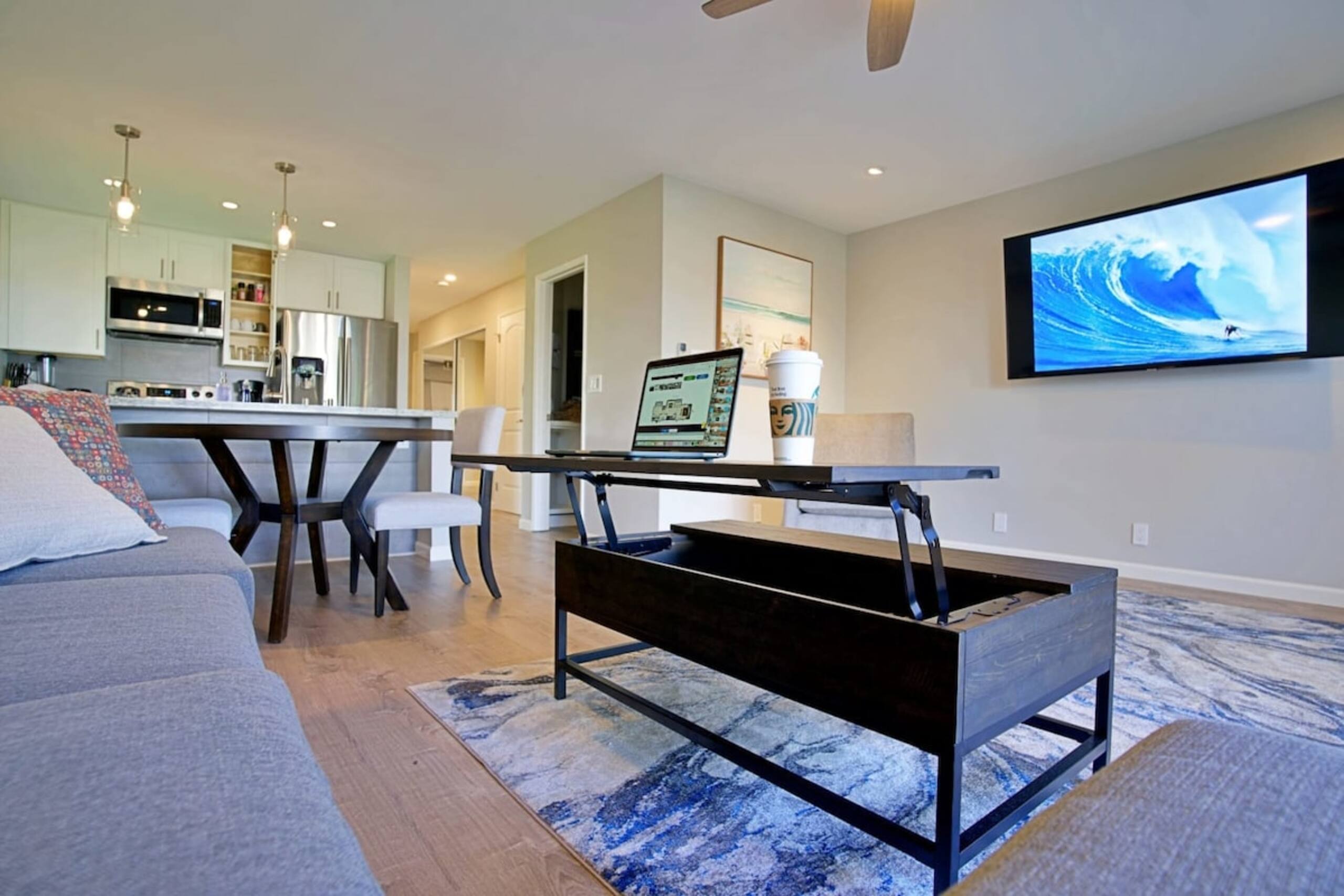 Front row of Maui Kamaole. Newly renovated unit wi - Photo 5