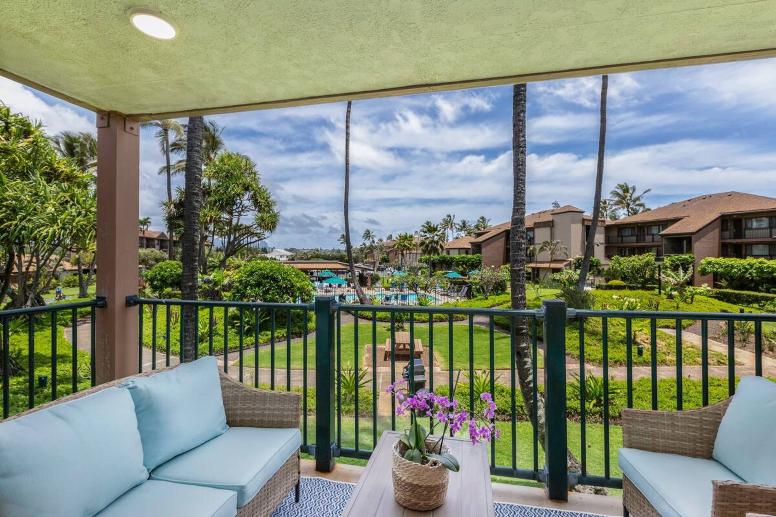 Resort Living on the Coconut Coast - Photo 8