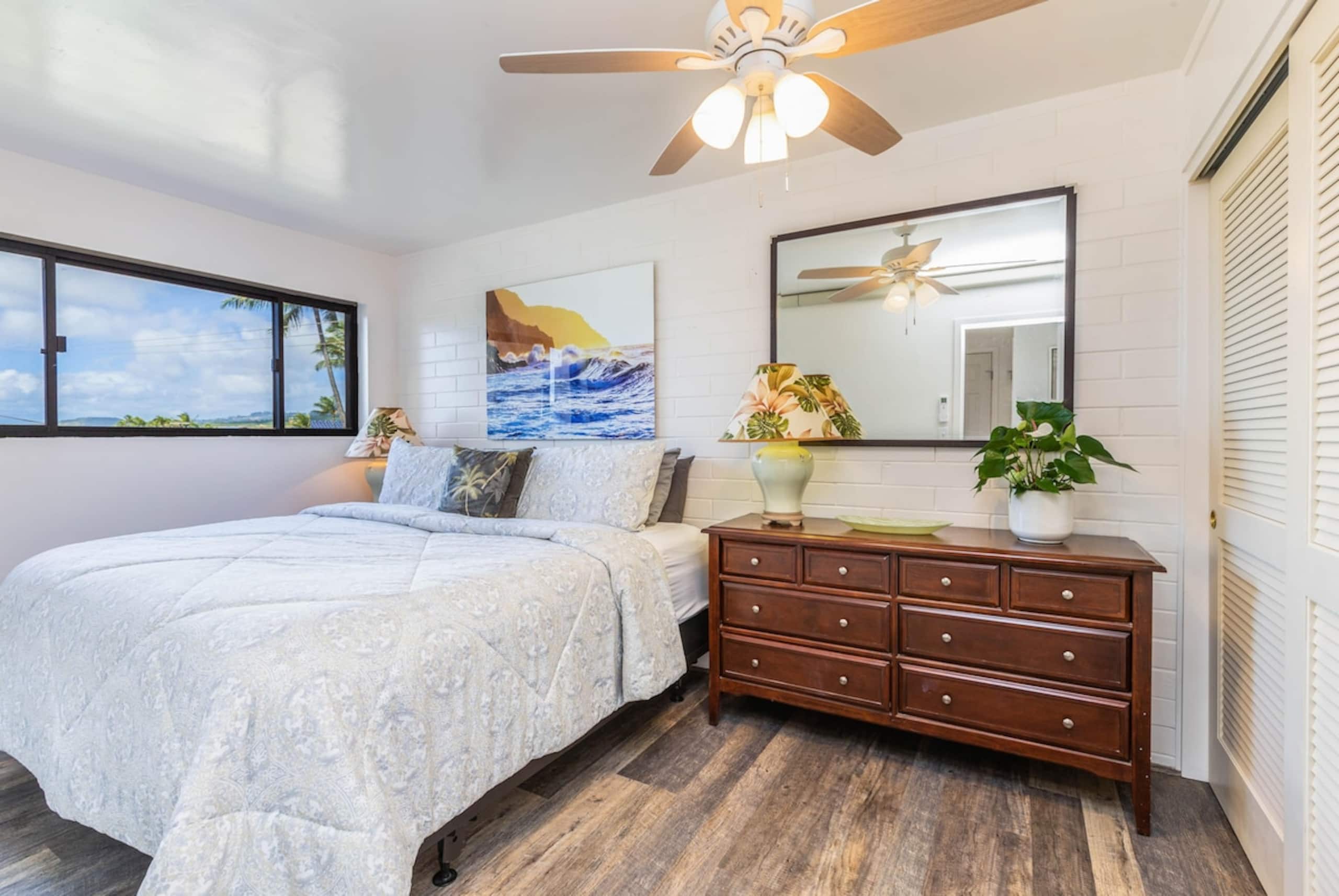 End Unit Oceanfront Getaway at Kuhio Shores 401 - Photo 15