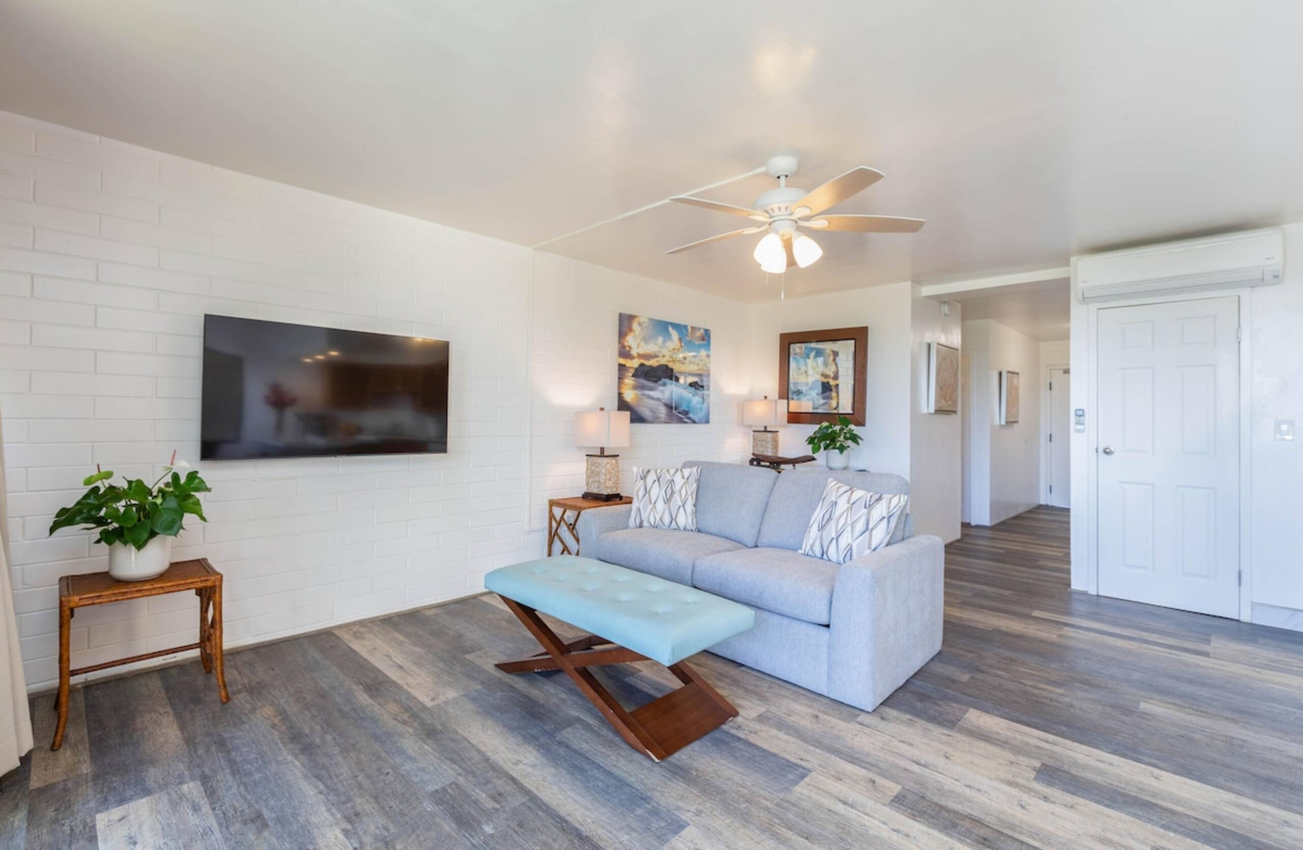 End Unit Oceanfront Getaway at Kuhio Shores 401 - Photo 3